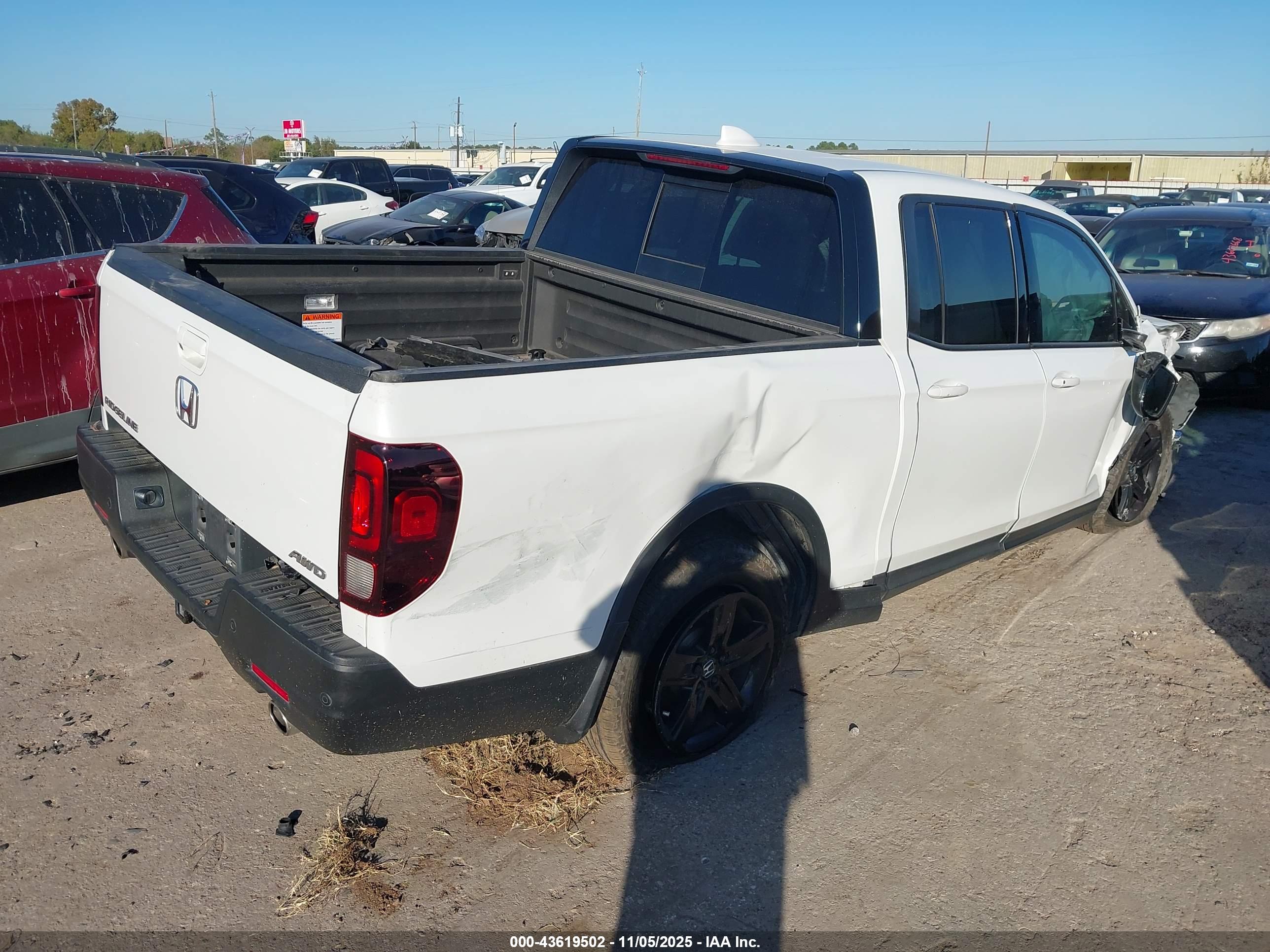 HONDA RIDGELINE image 4