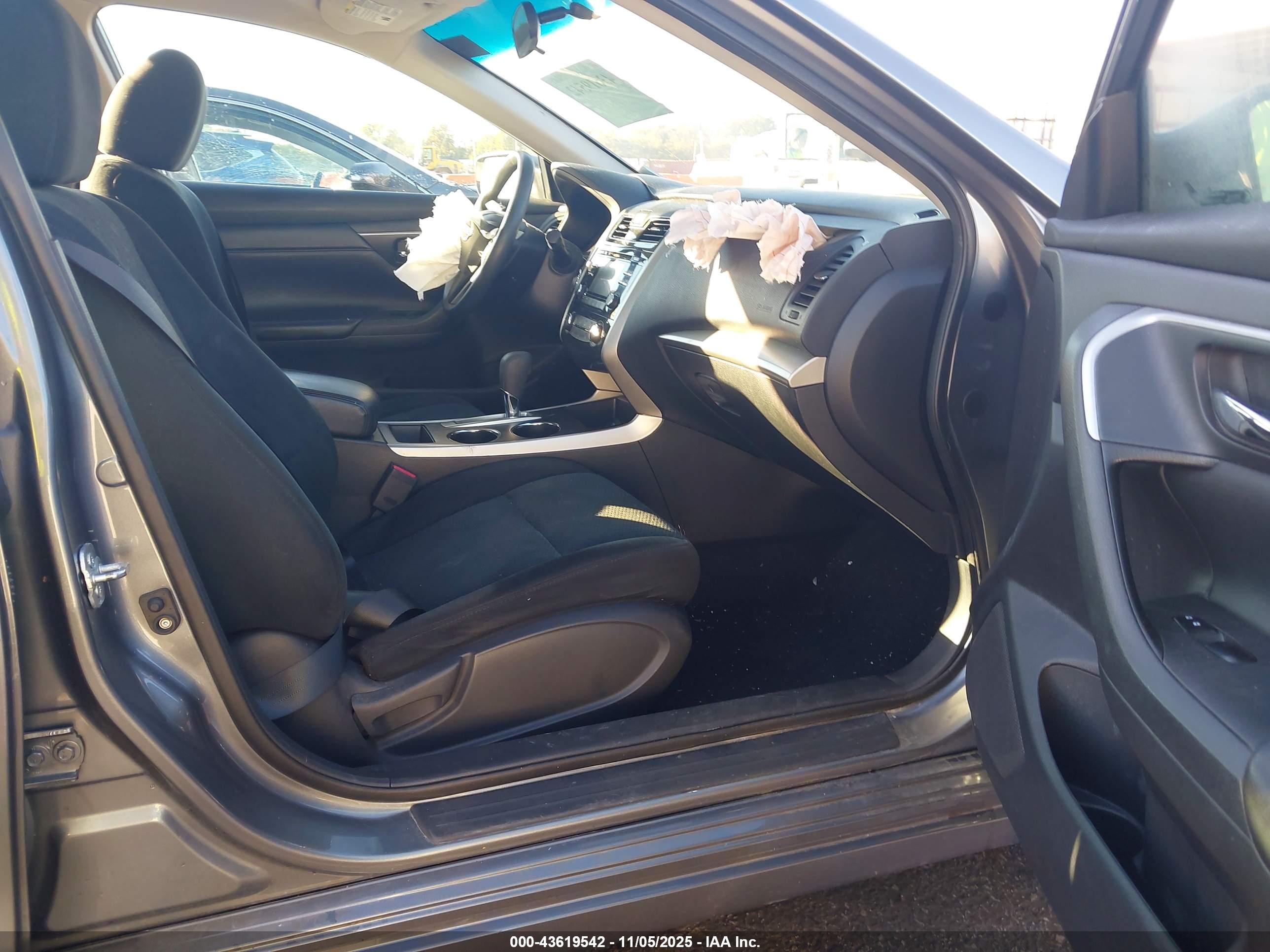 NISSAN ALTIMA image 5