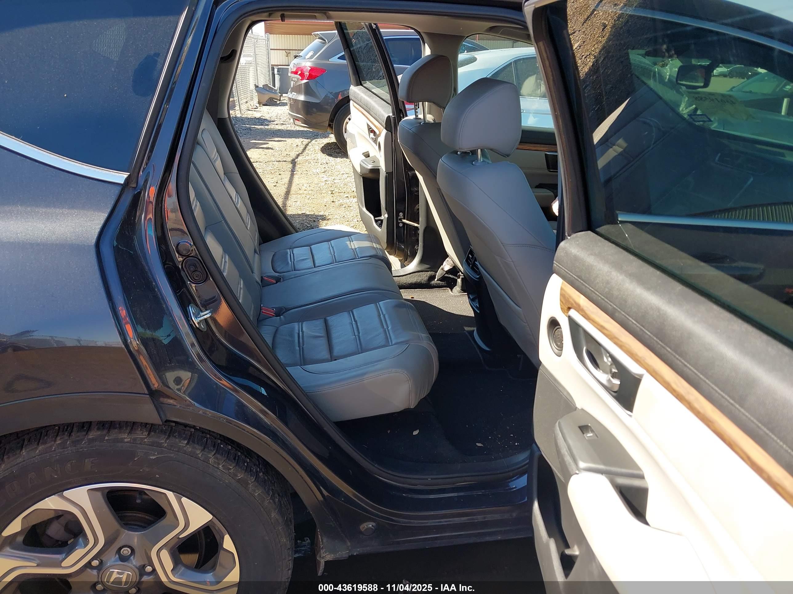 HONDA CR-V image 8