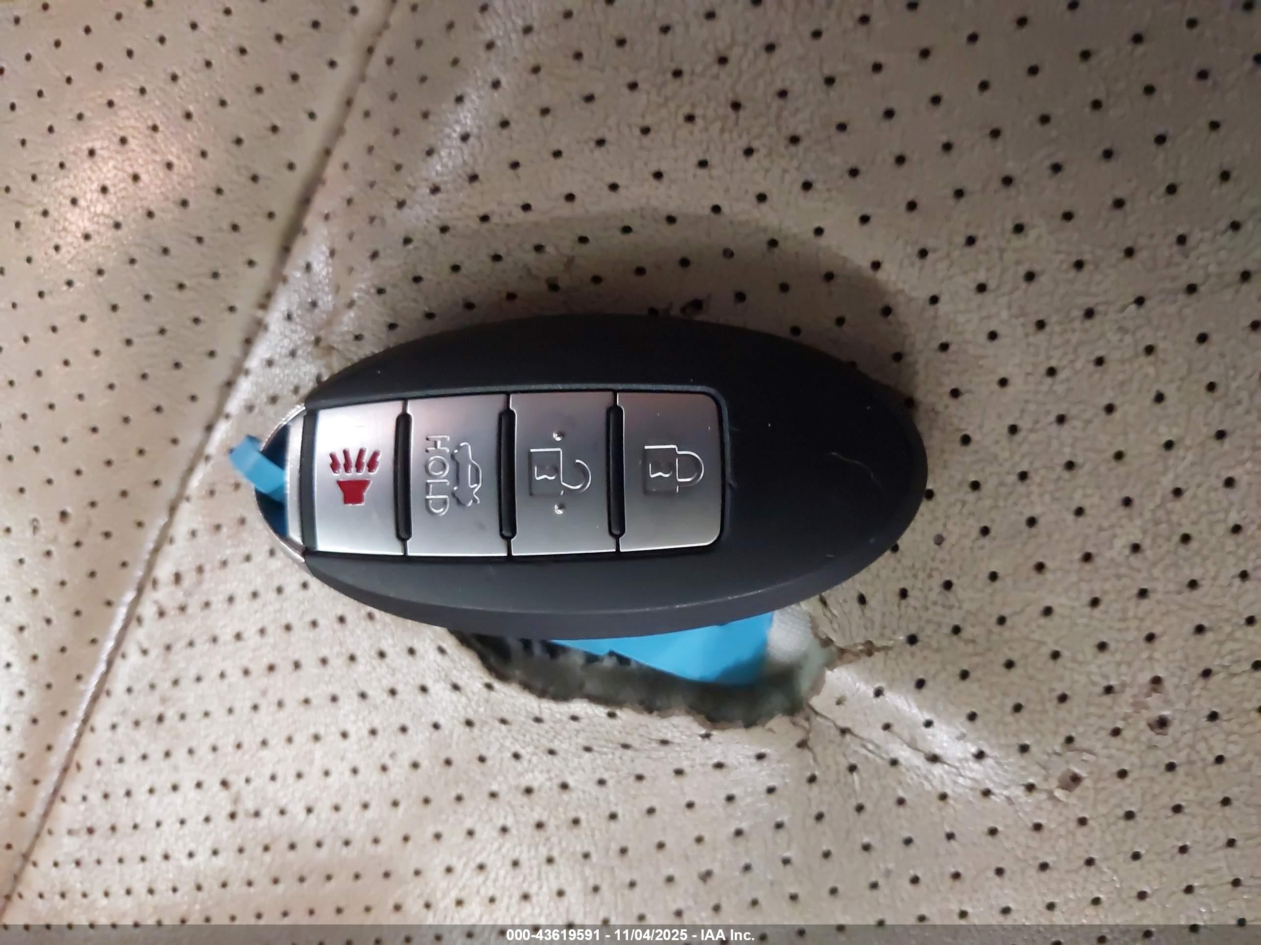 INFINITI G37X image 11