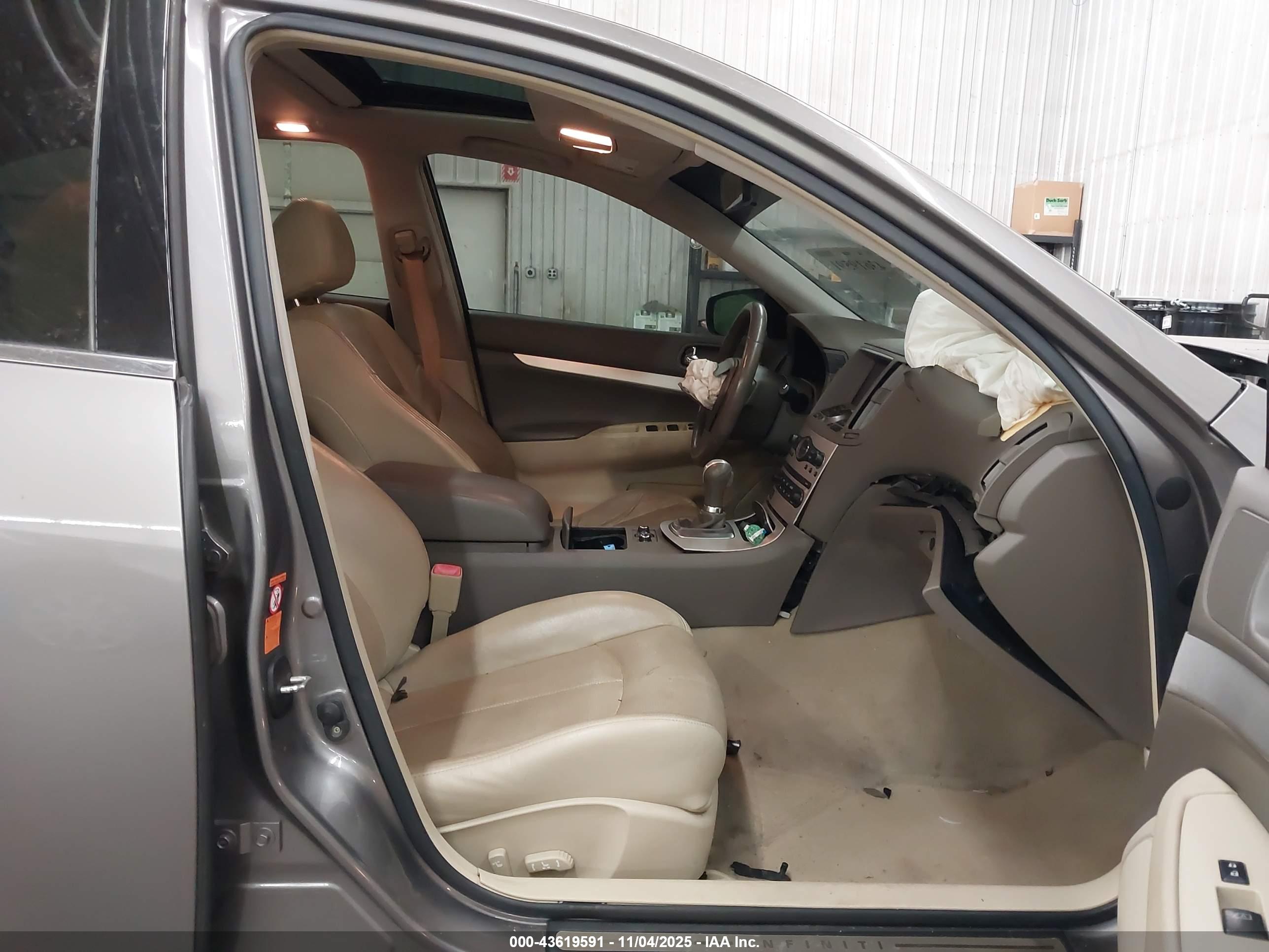 INFINITI G37X image 5