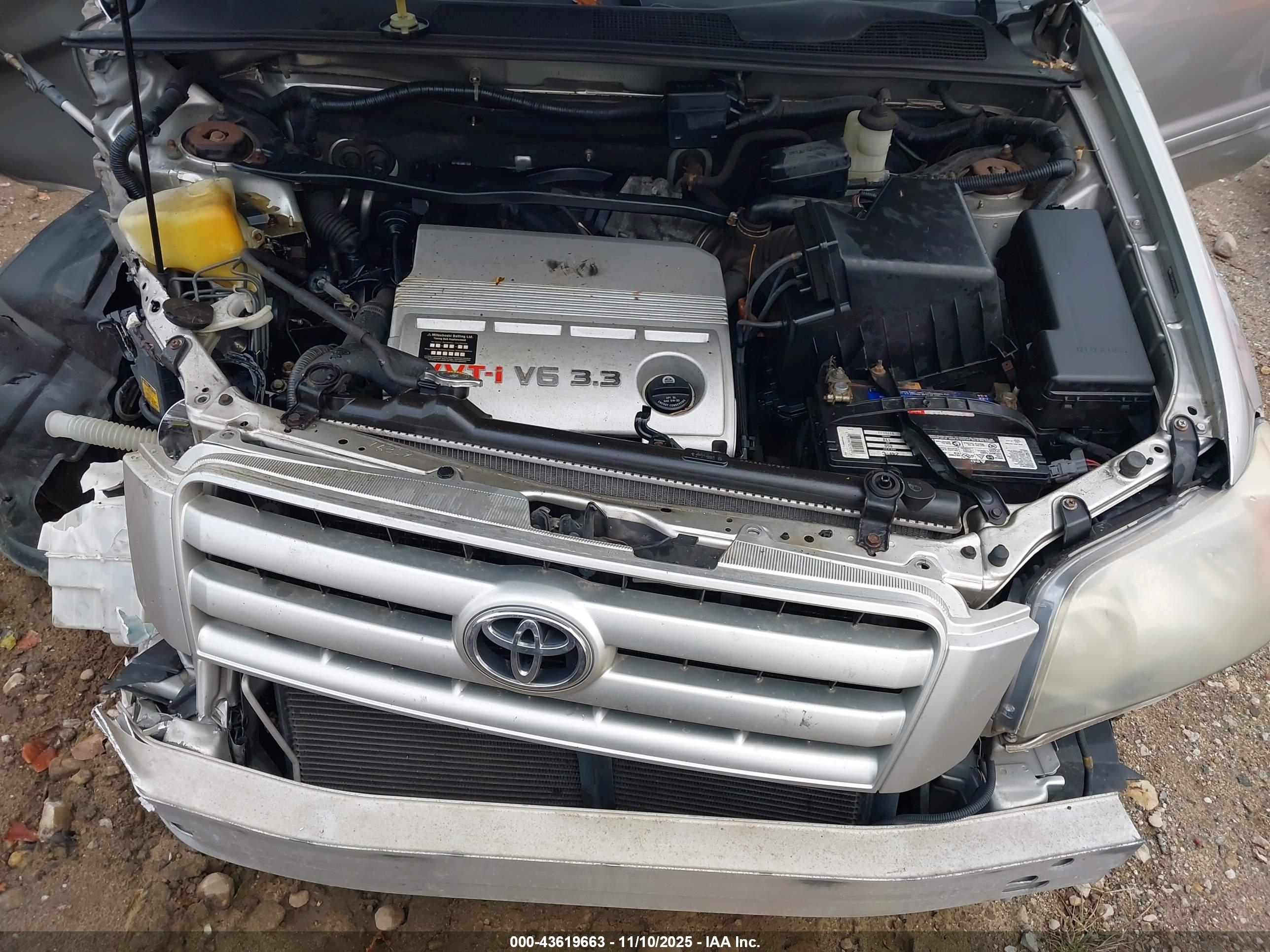 TOYOTA HIGHLANDER image 10