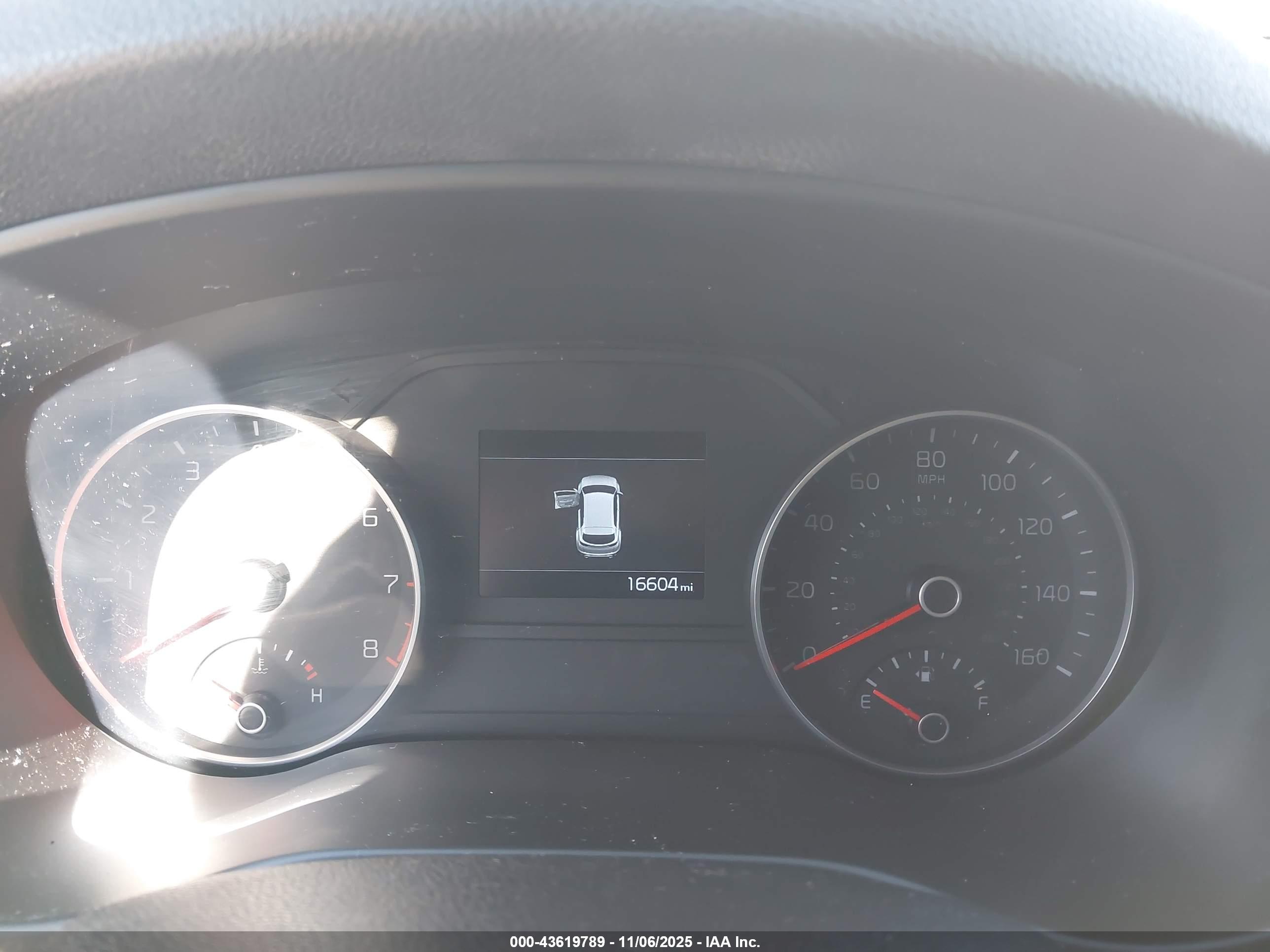 KIA SPORTAGE image 7
