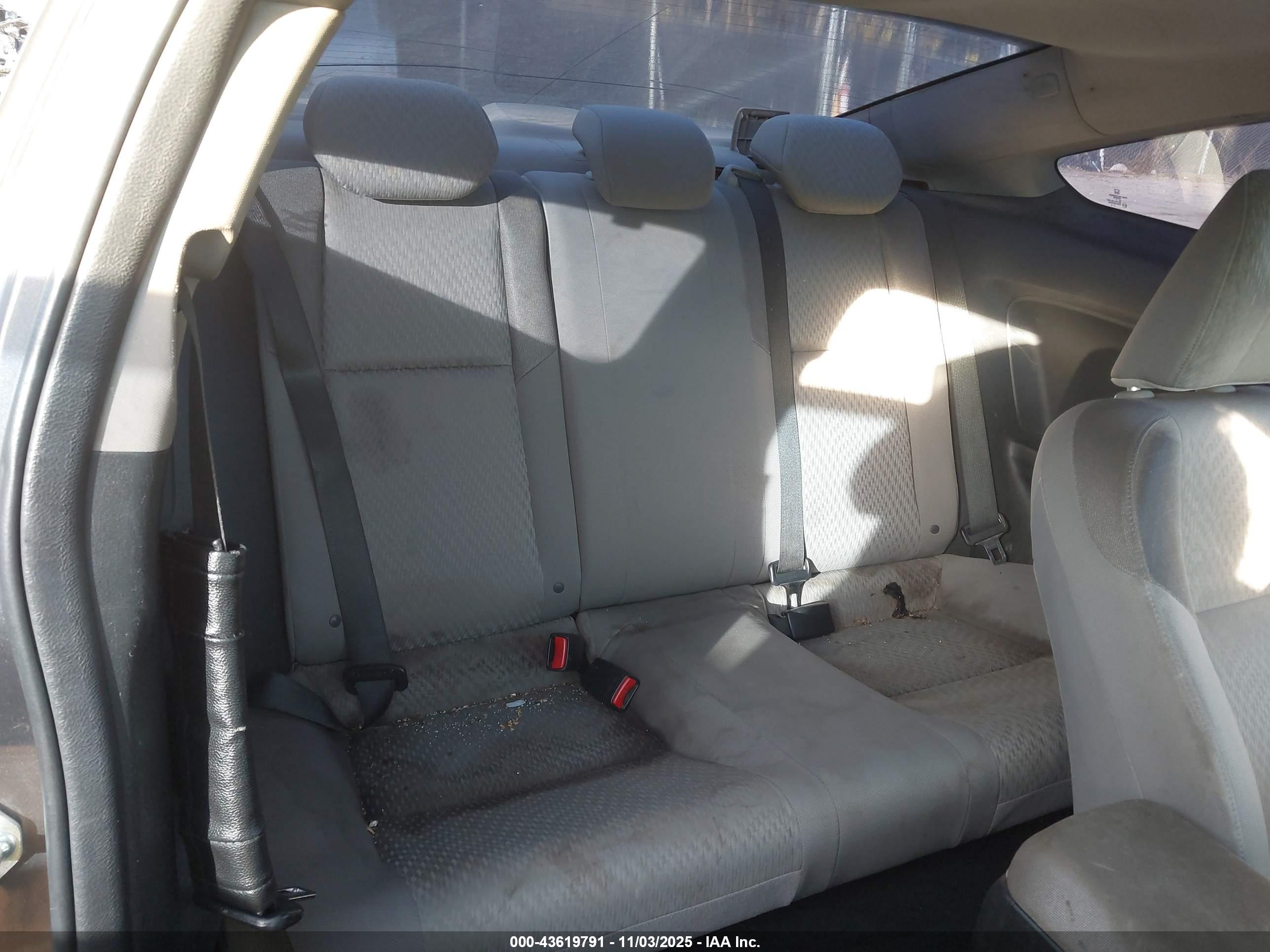 HONDA CIVIC image 8