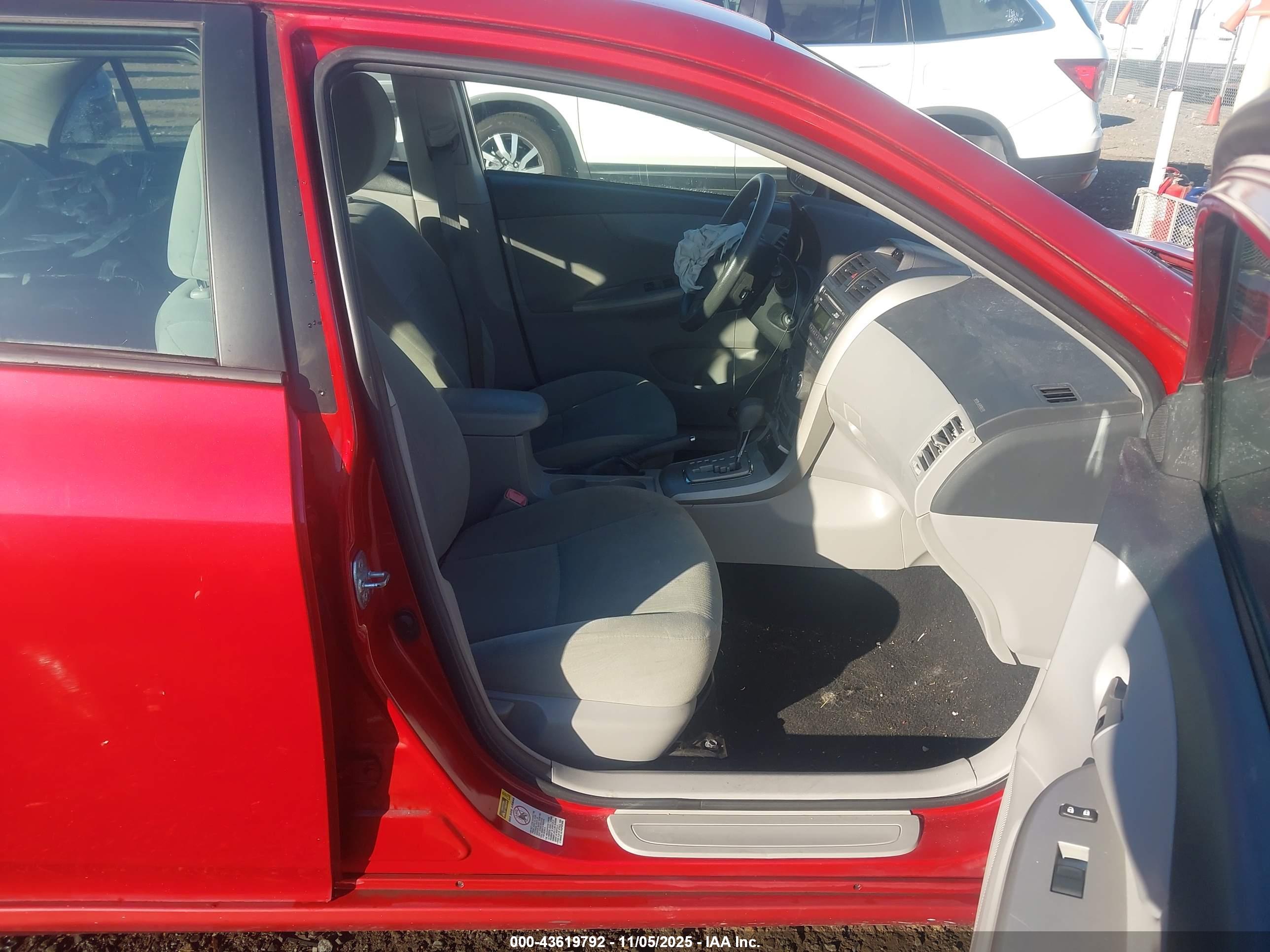 TOYOTA COROLLA image 5