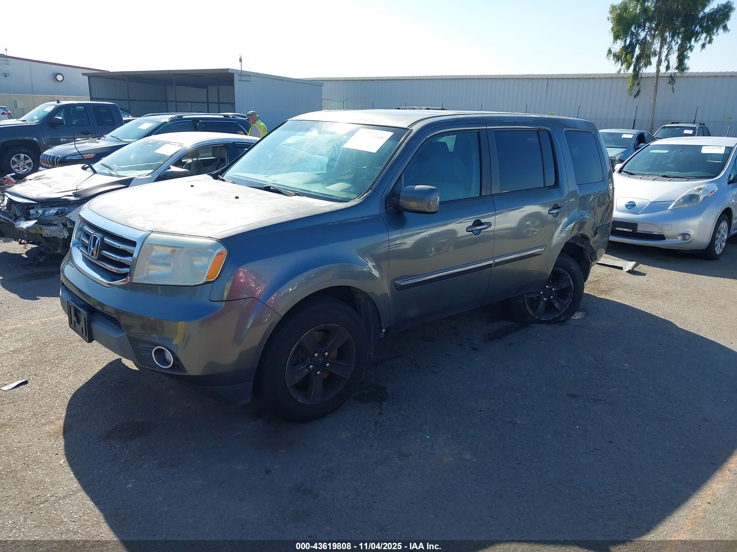 HONDA PILOT image 2