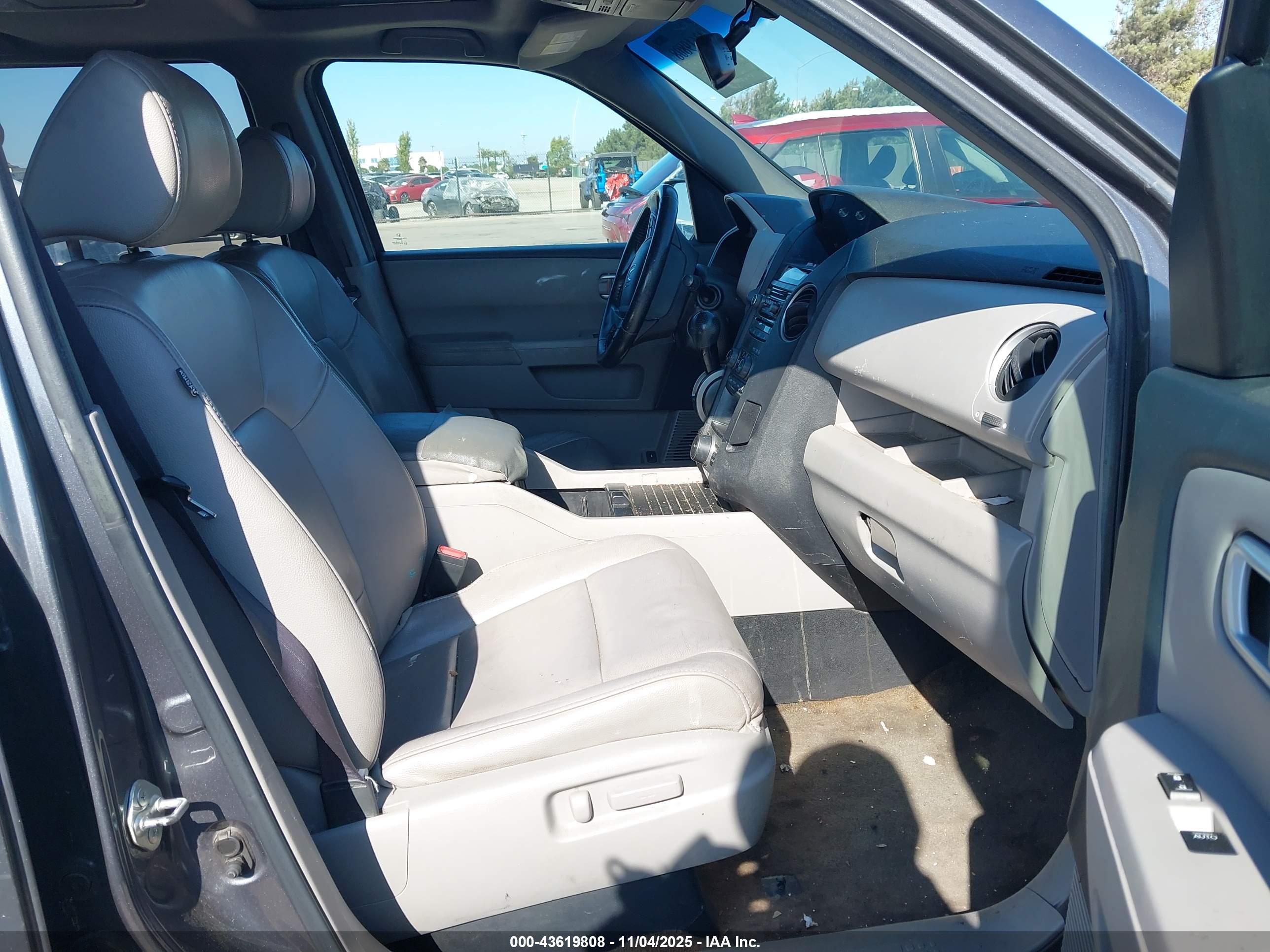 HONDA PILOT image 5