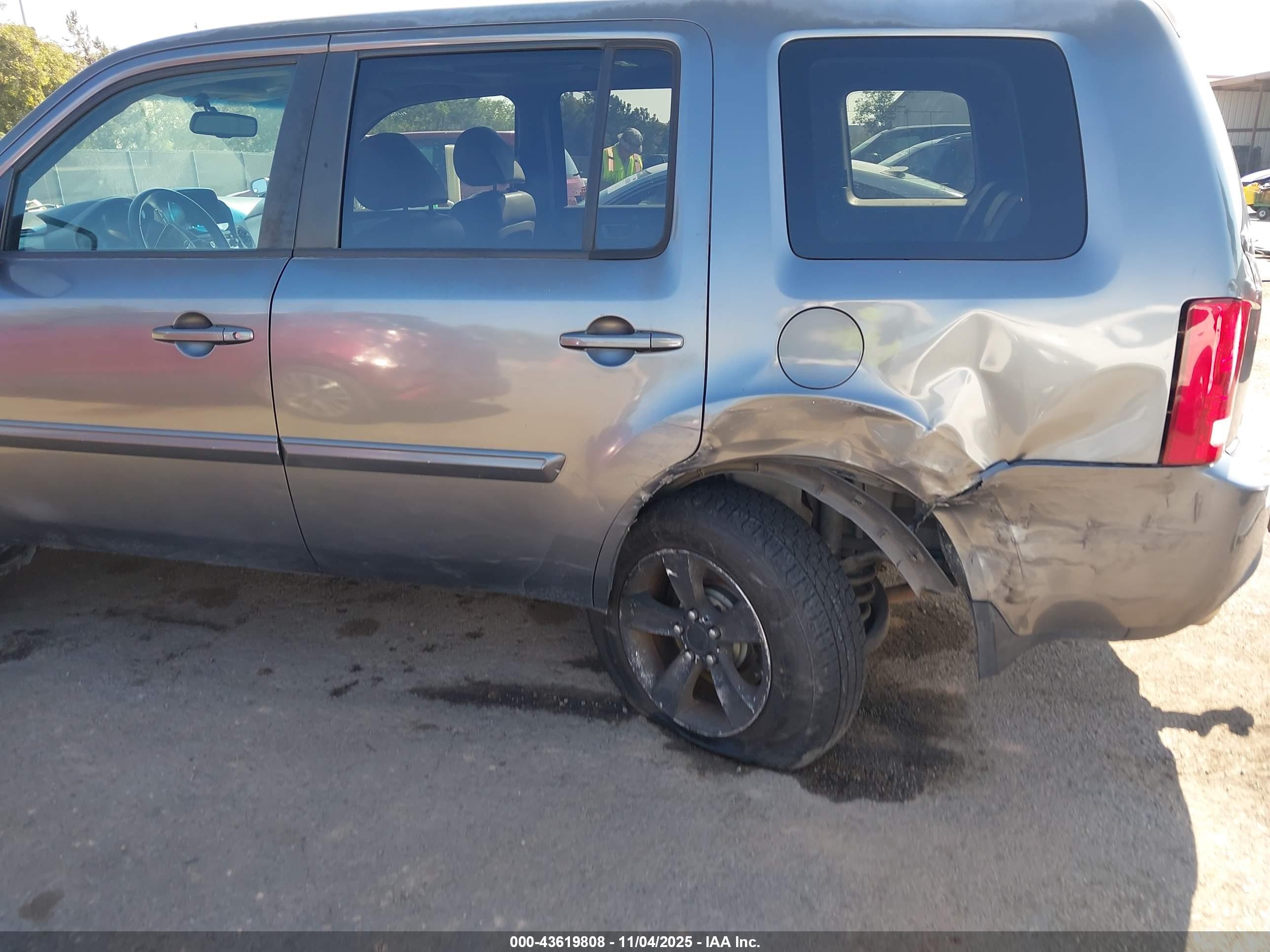 HONDA PILOT image 6