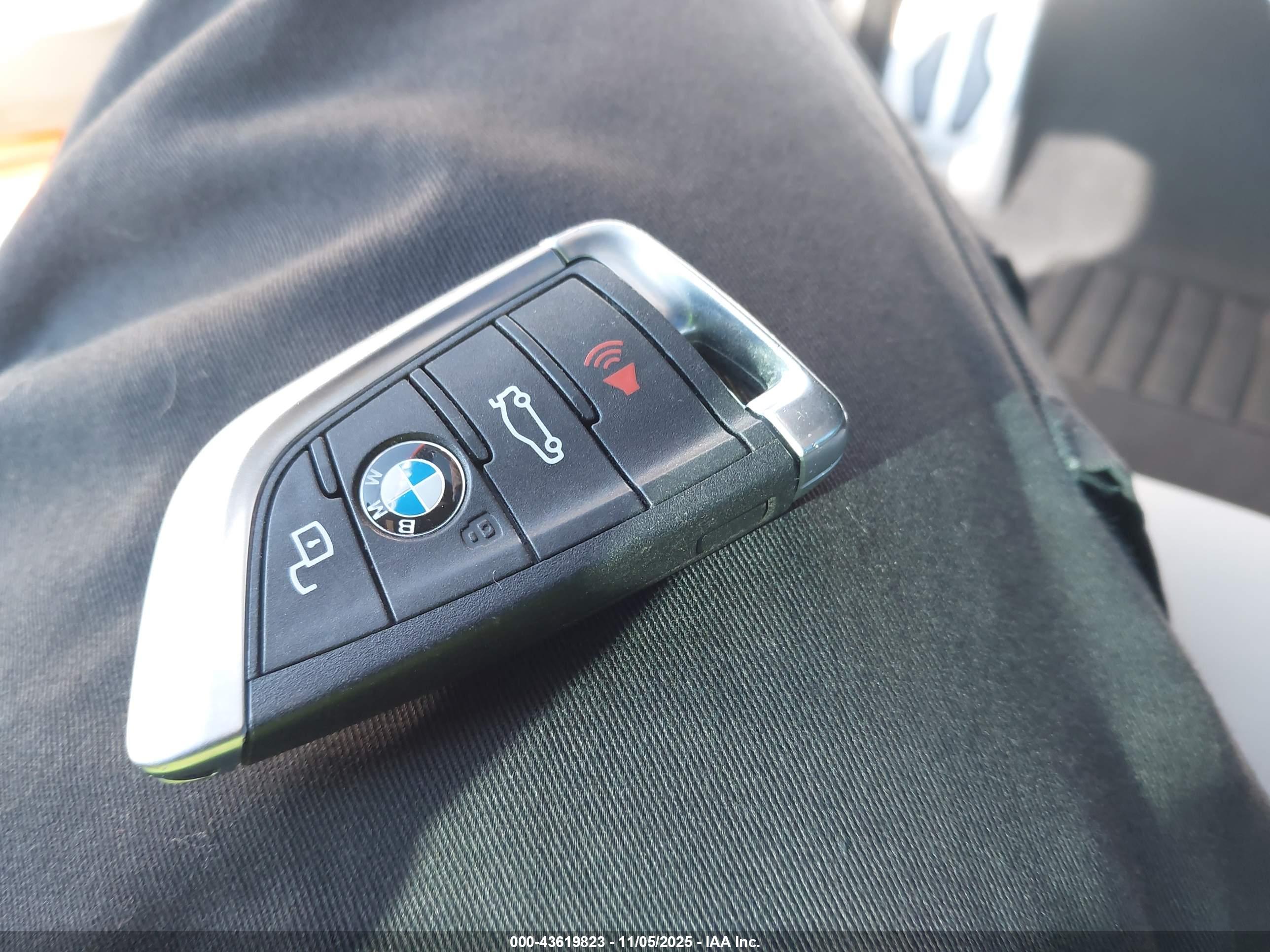 BMW M3 image 11