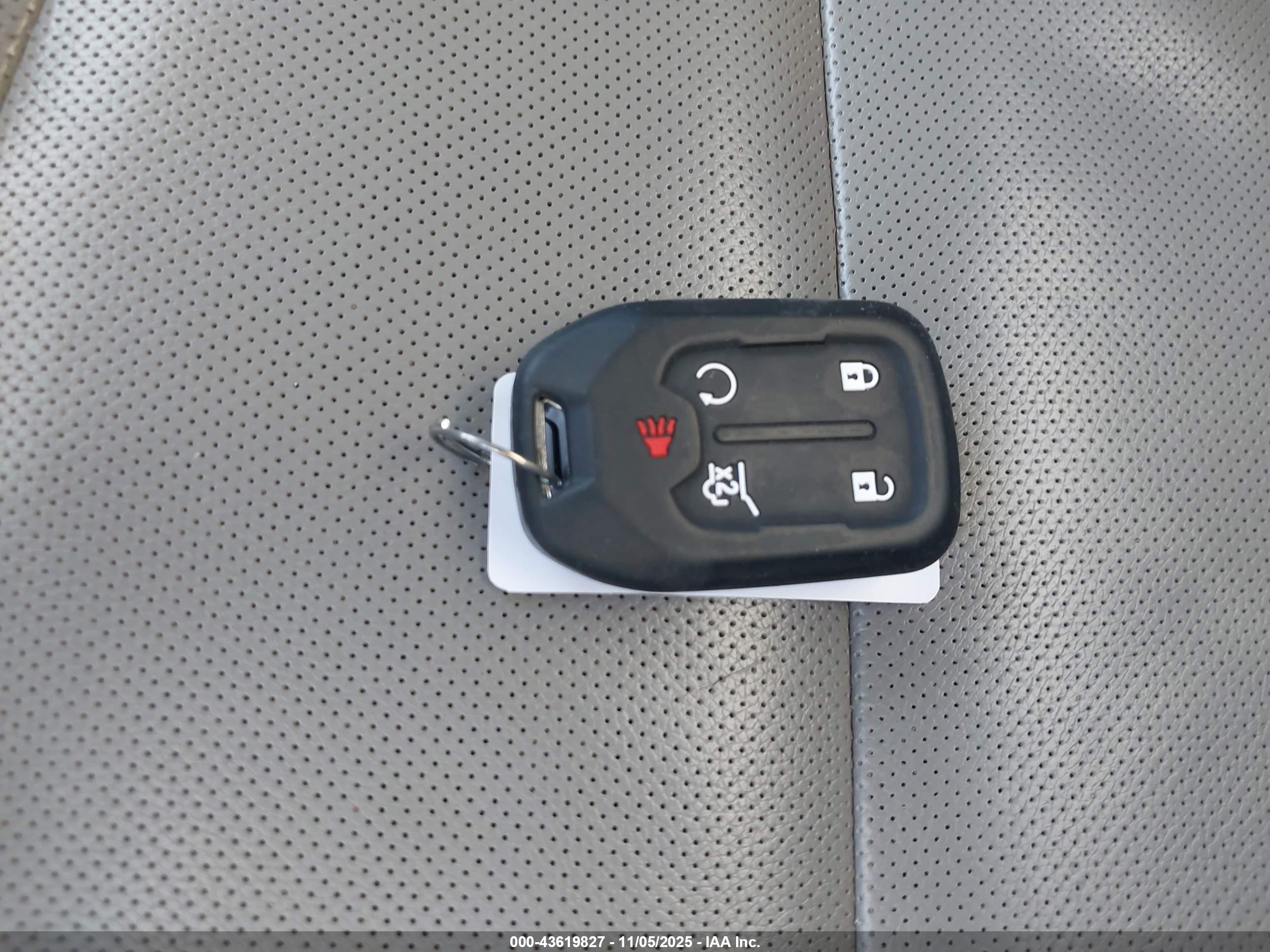 GMC TERRAIN image 11