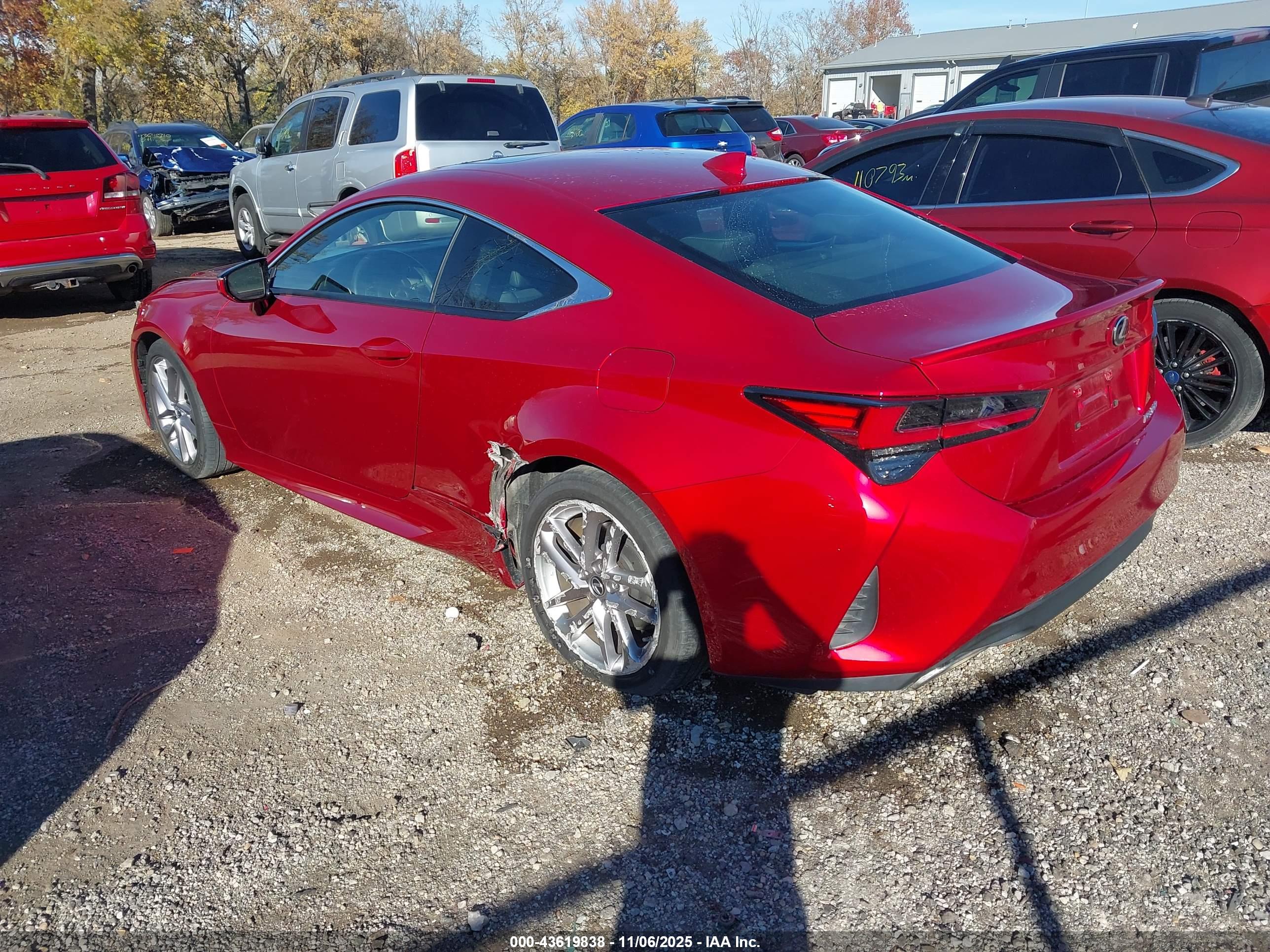 LEXUS RC image 3