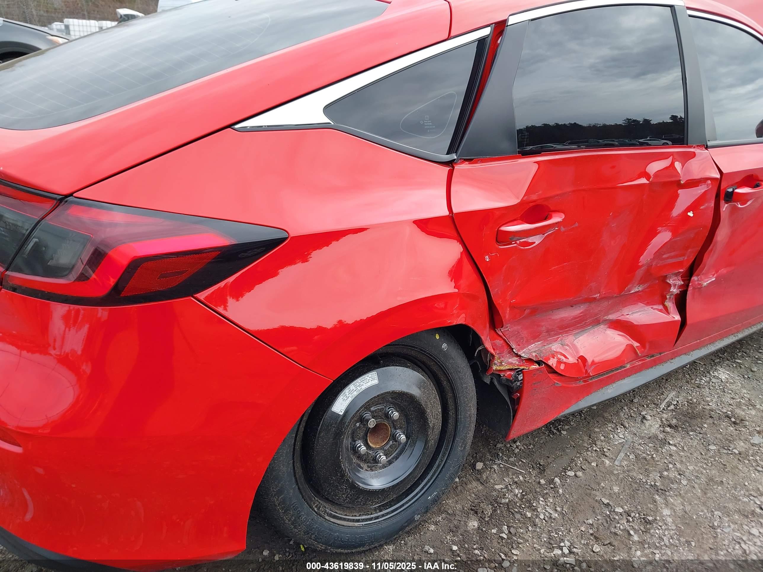 HONDA CIVIC image 6