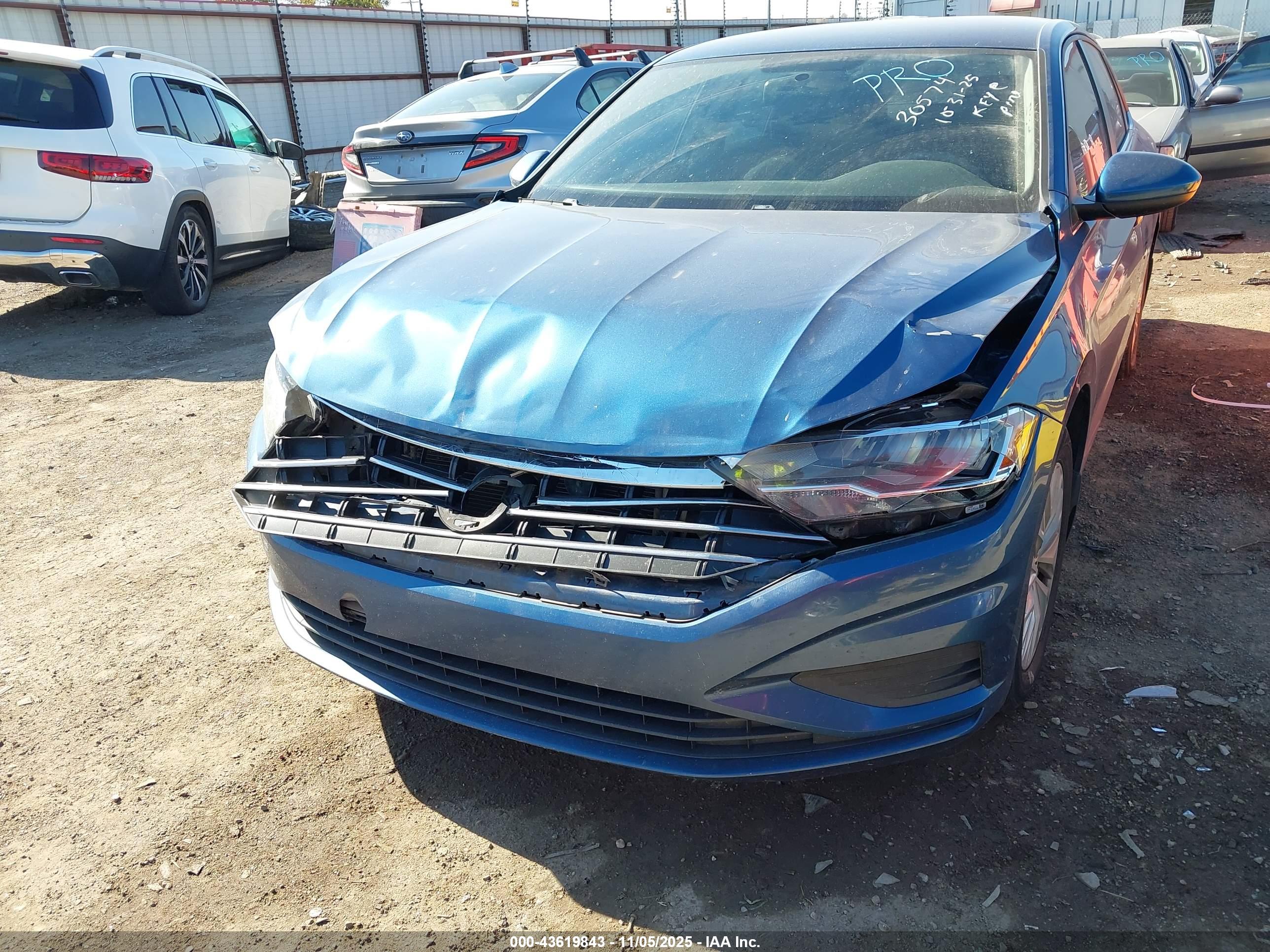 VOLKSWAGEN JETTA image 6