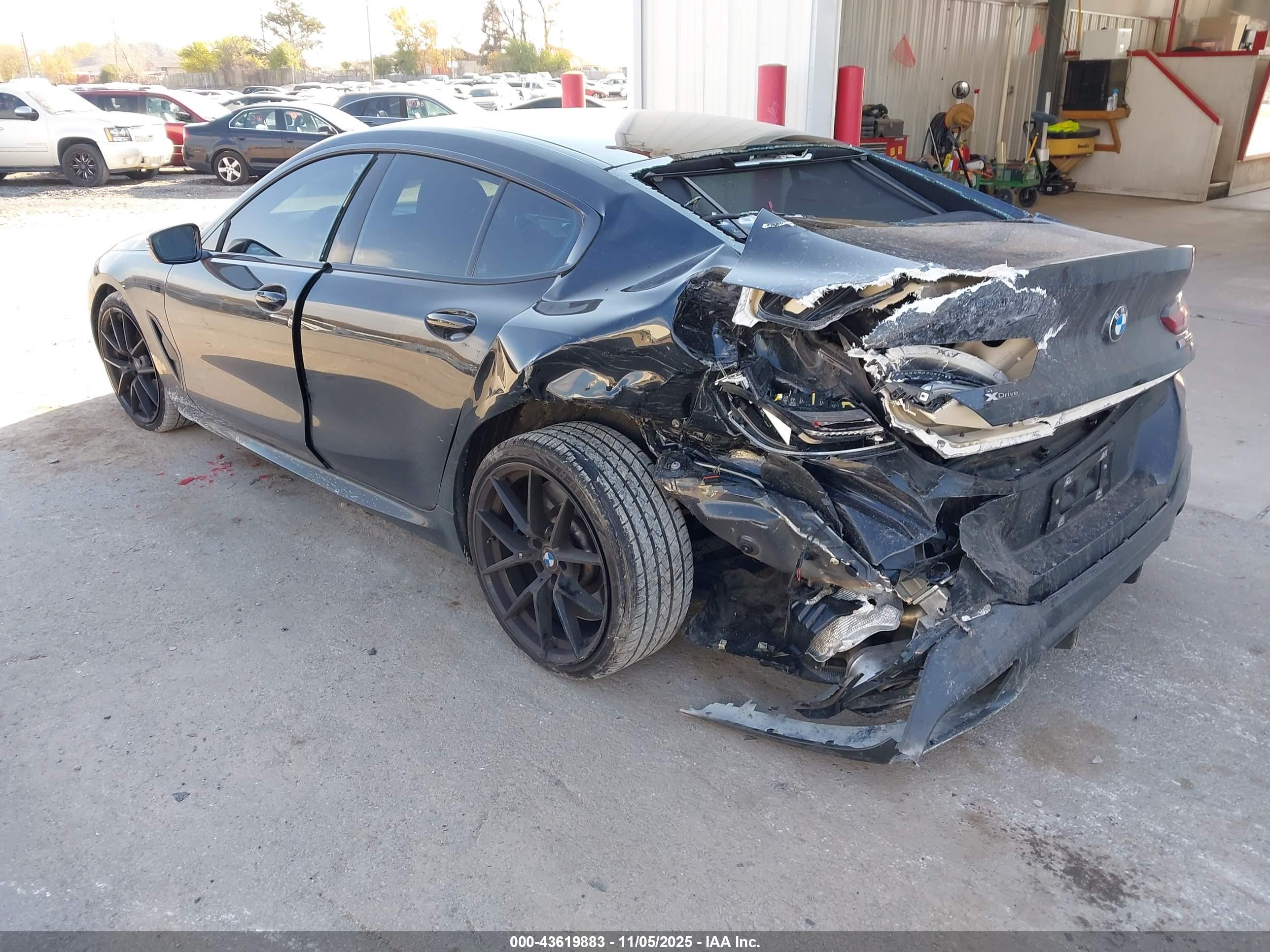 BMW M850I image 3