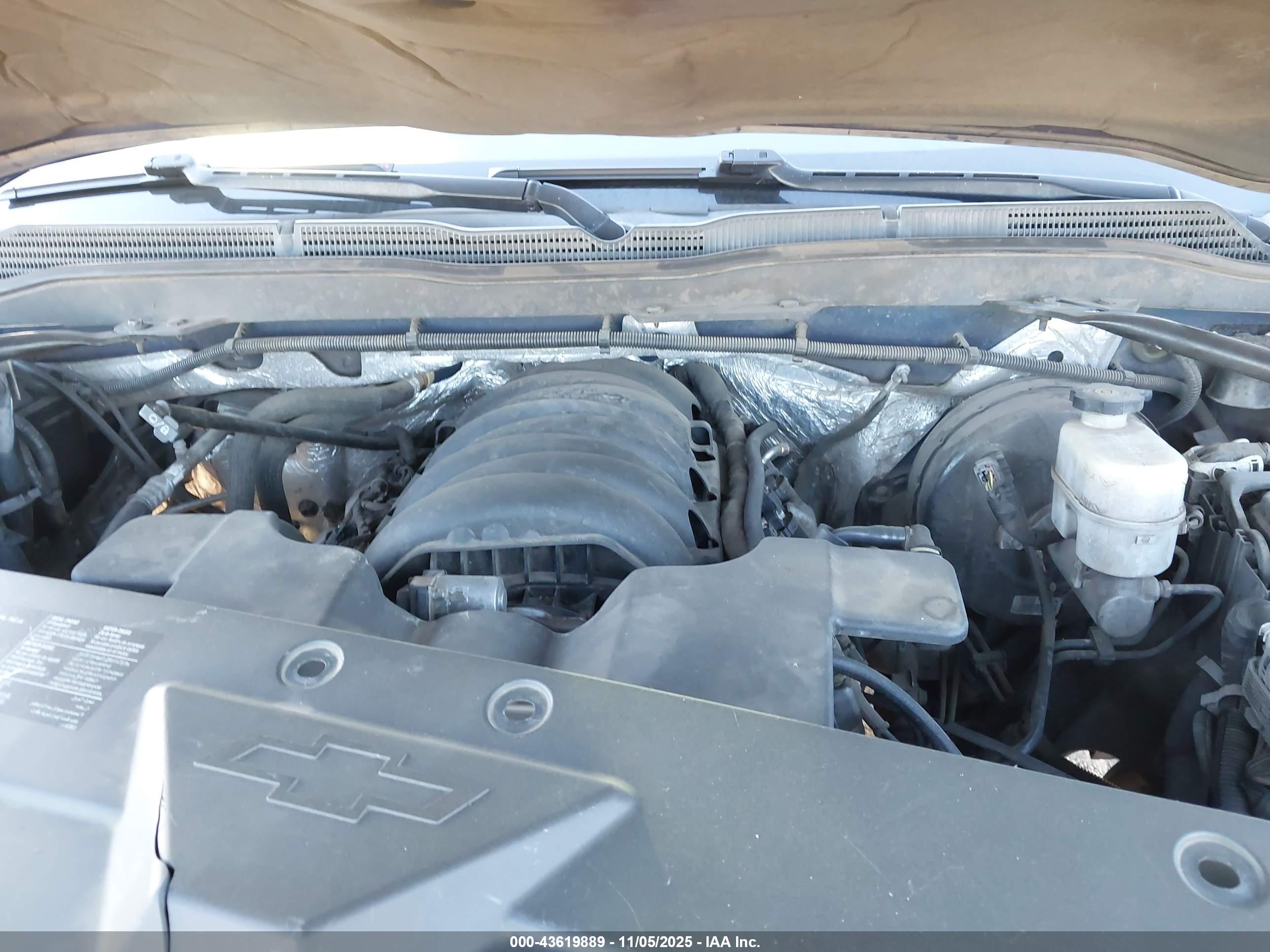 CHEVROLET SILVERADO image 10