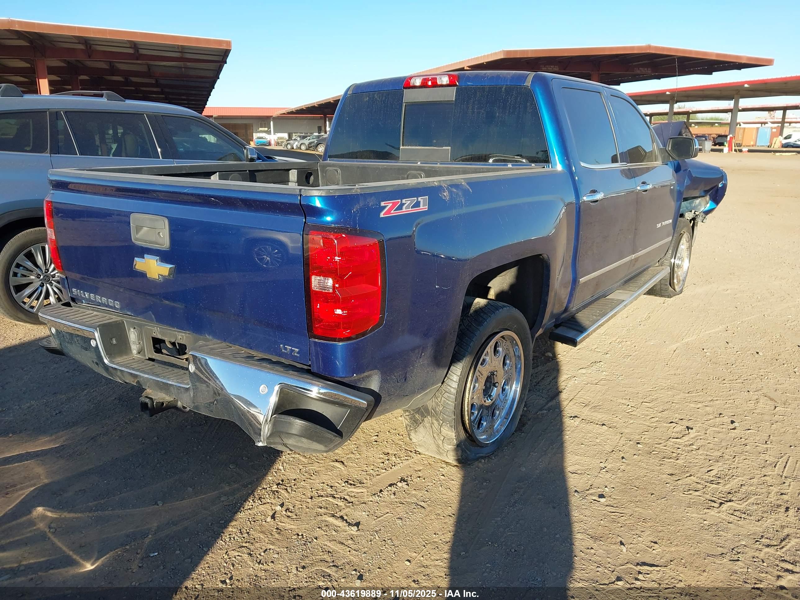 CHEVROLET SILVERADO image 4