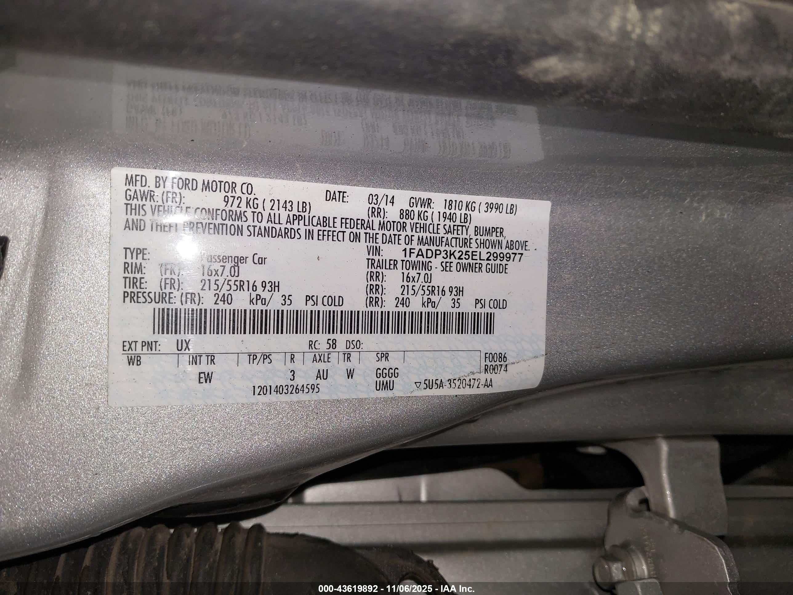 FORD FOCUS image 9