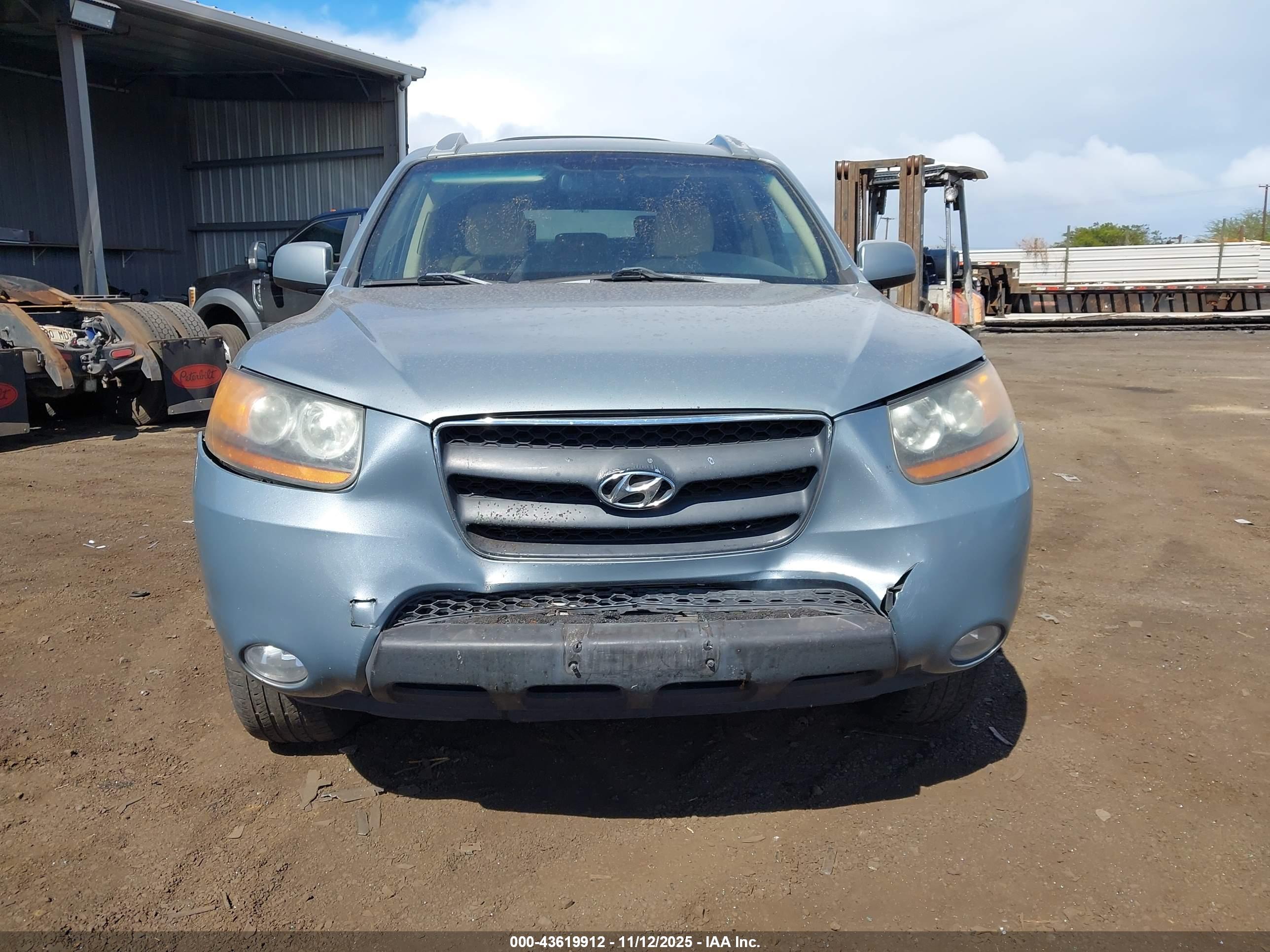 HYUNDAI SANTA image 6