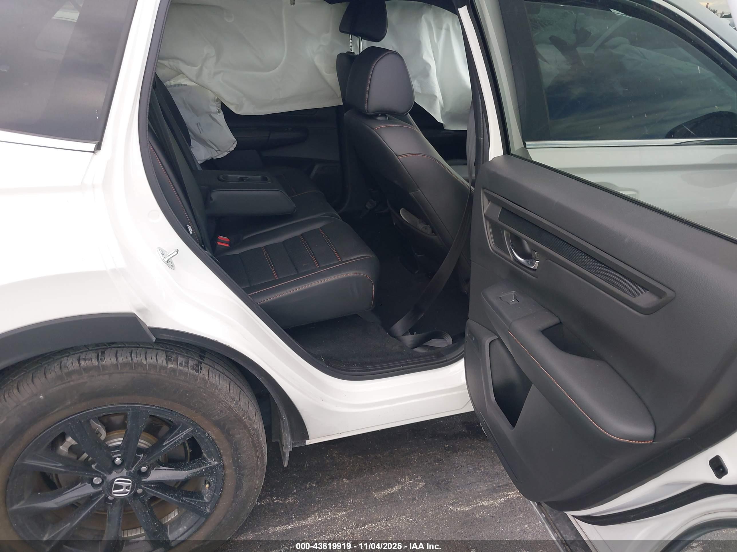 HONDA CR-V image 8