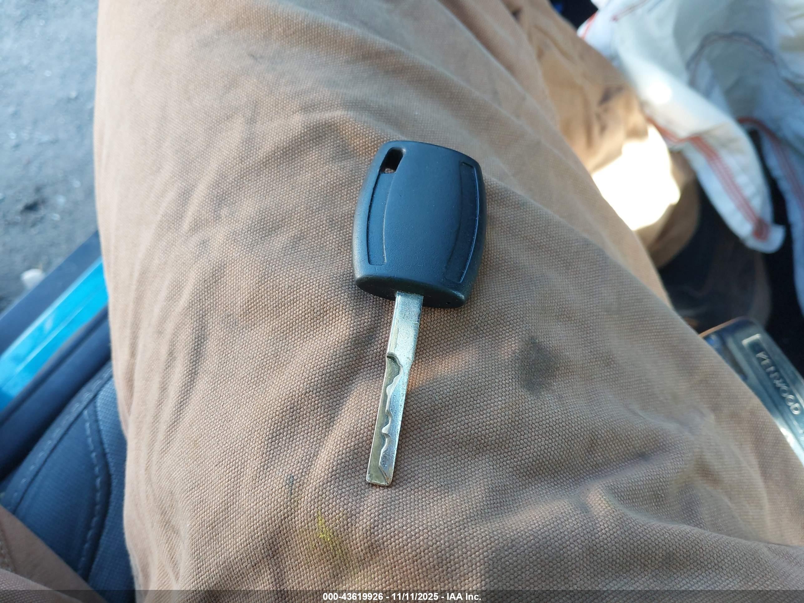 FORD FOCUS image 11