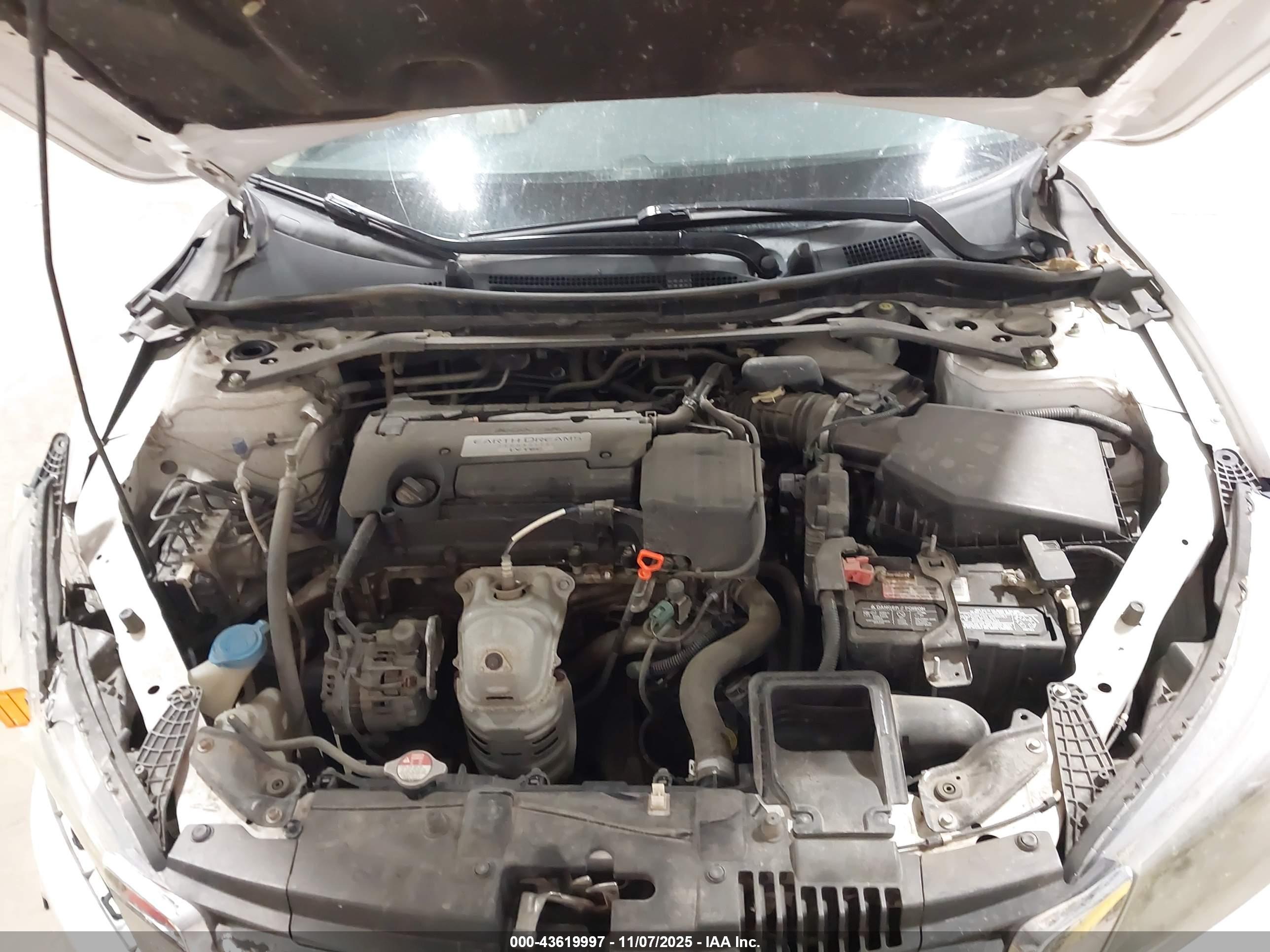 HONDA ACCORD image 10