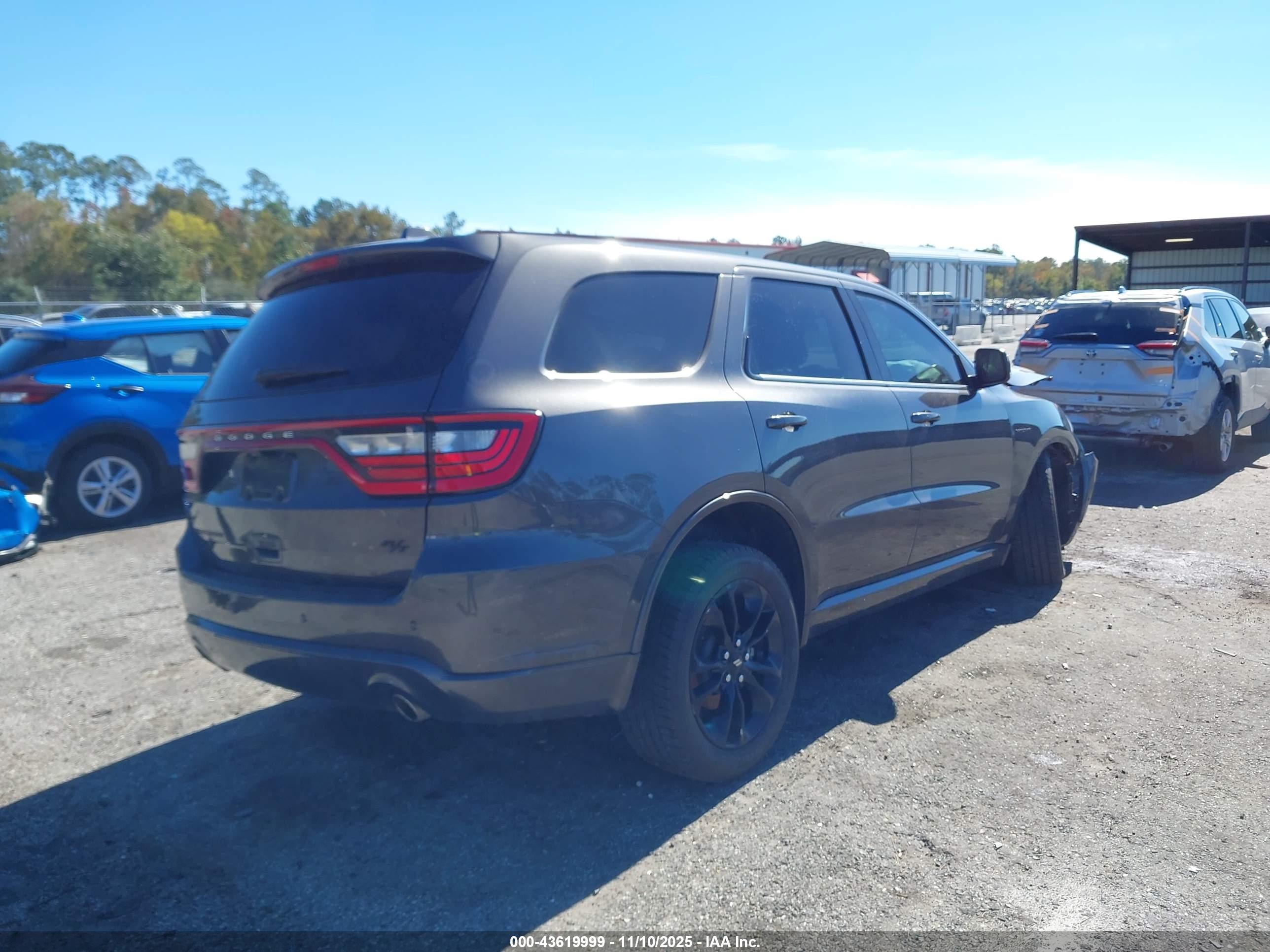 DODGE DURANGO image 4