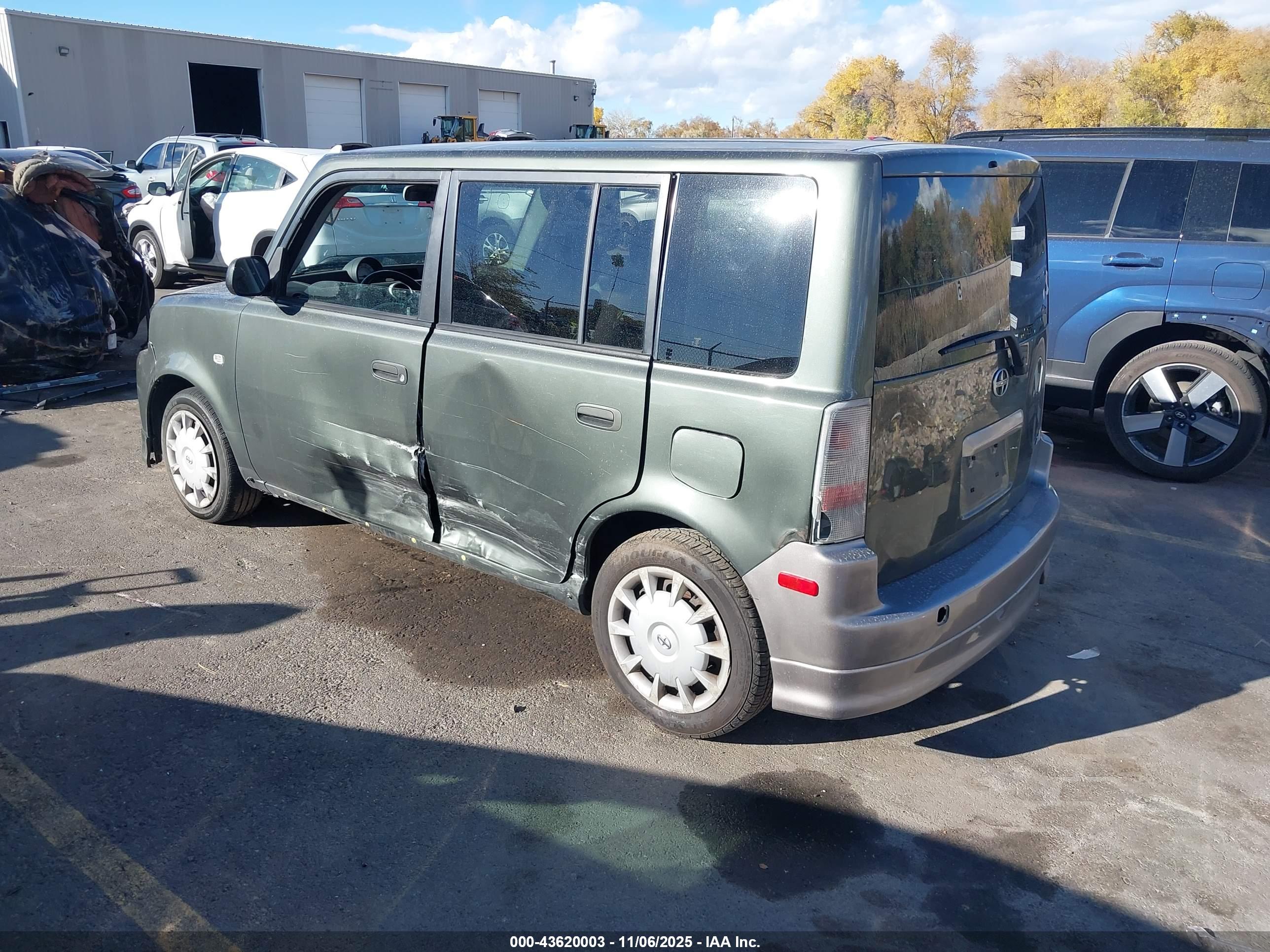 SCION XB image 3
