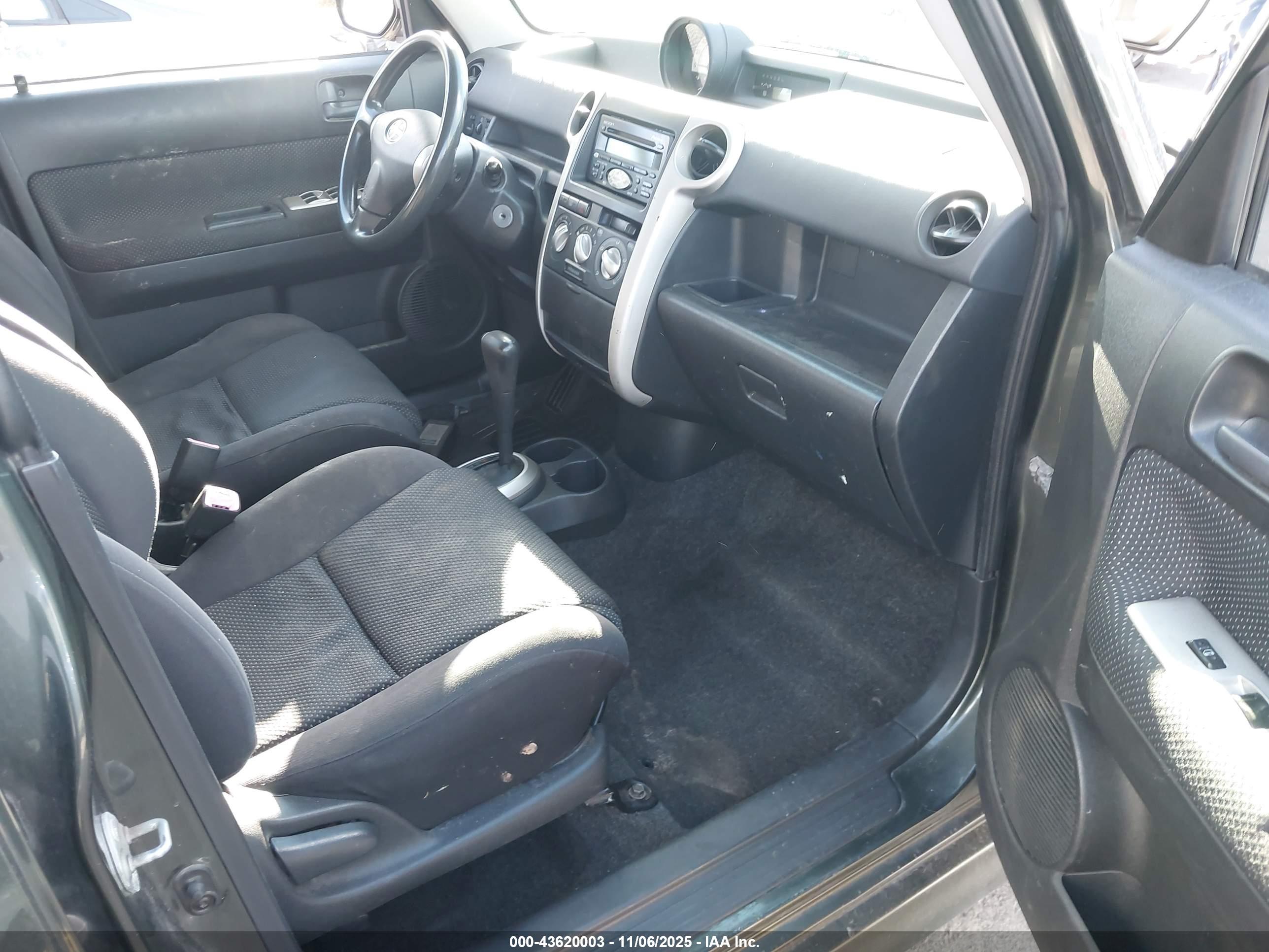 SCION XB image 5