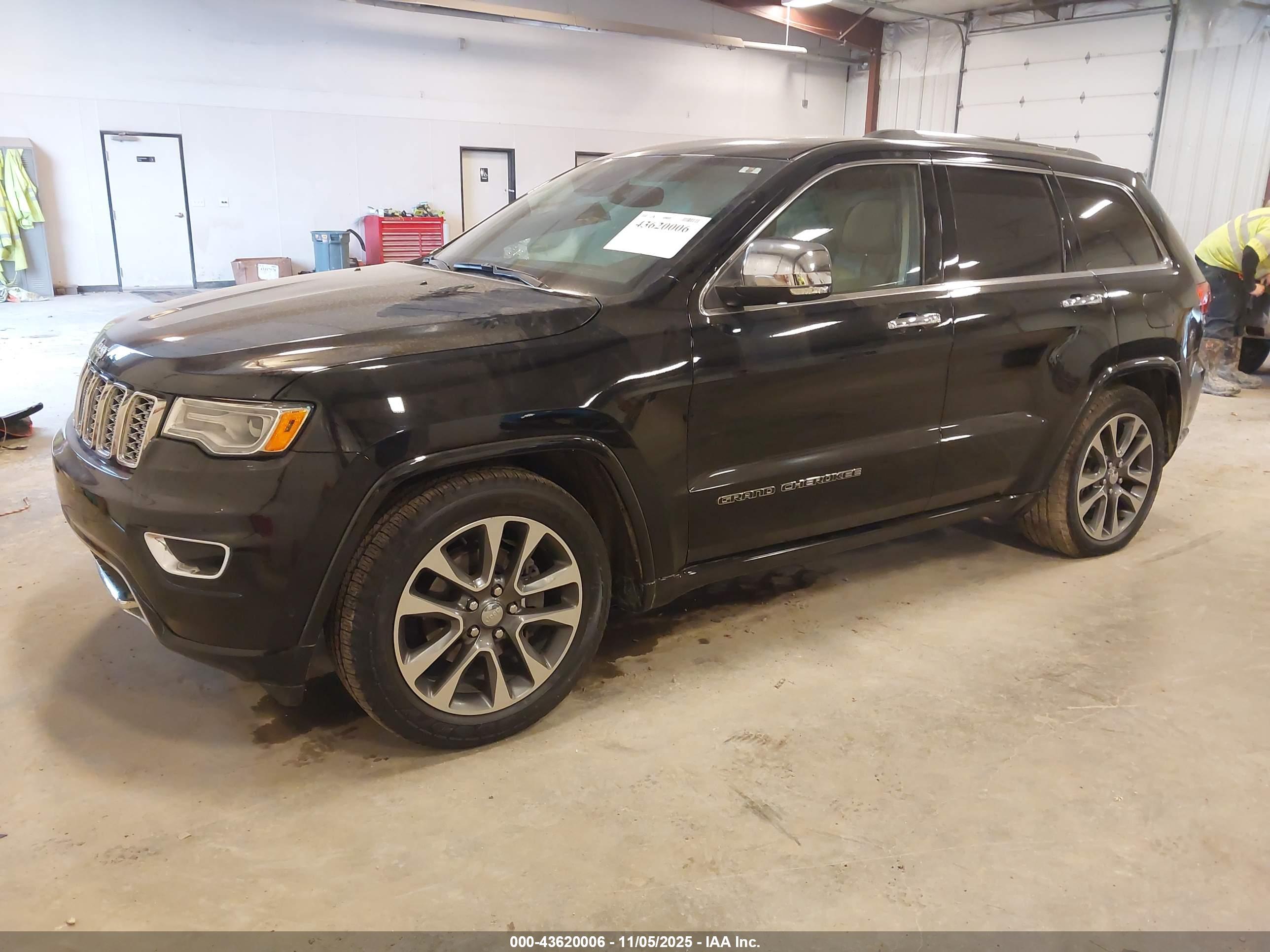 JEEP GRAND image 2