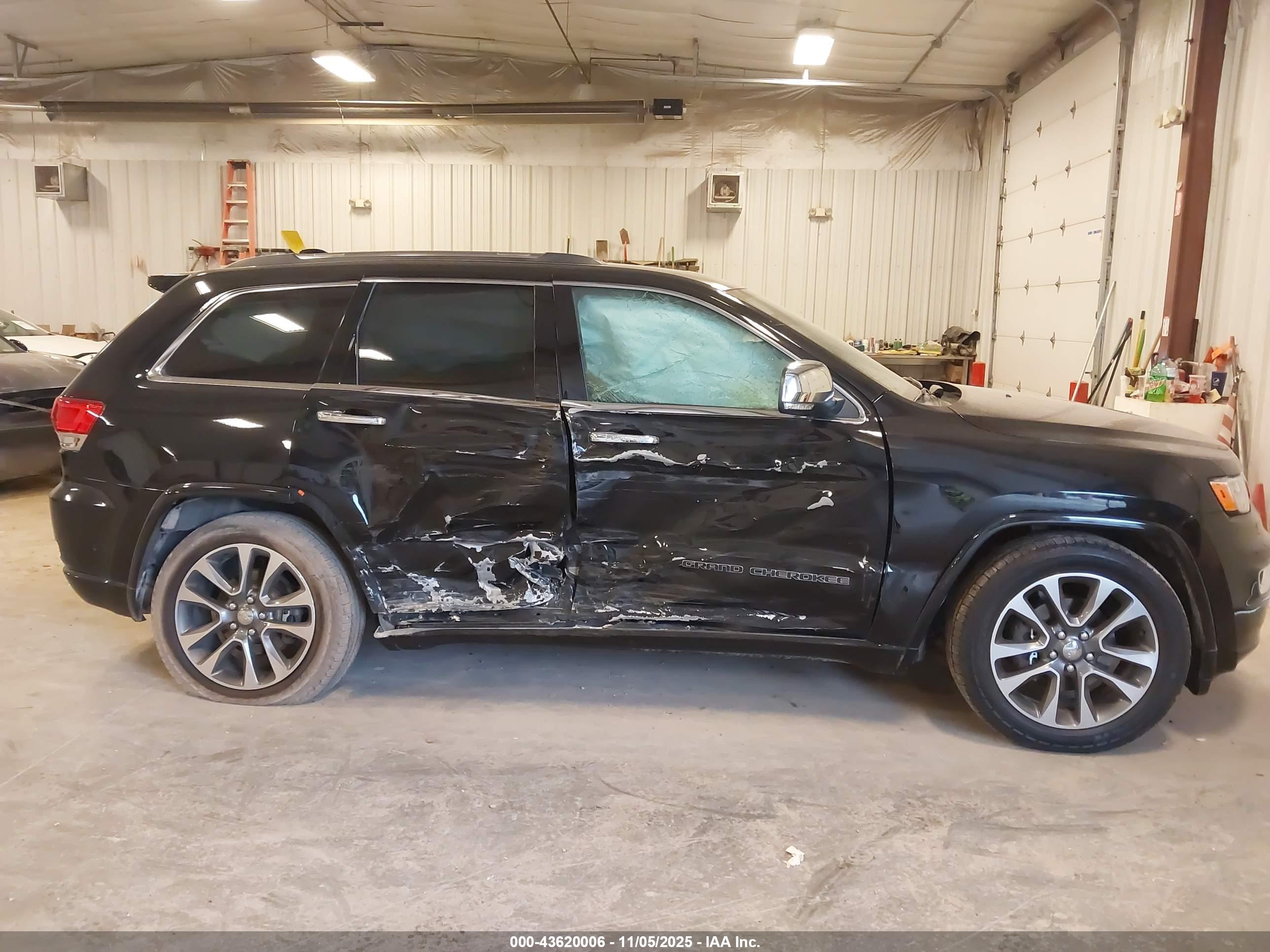 JEEP GRAND image 6