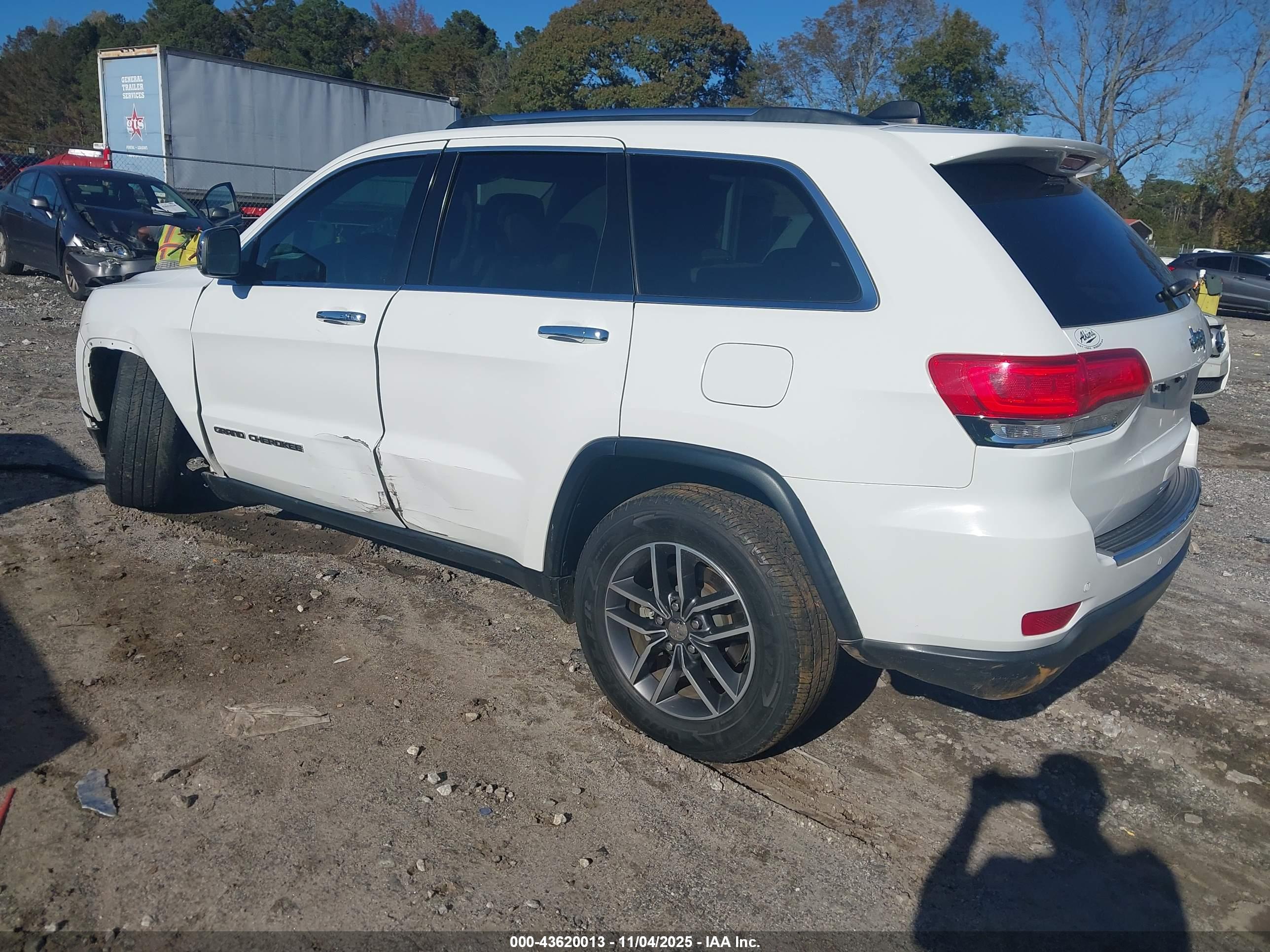 JEEP GRAND image 3