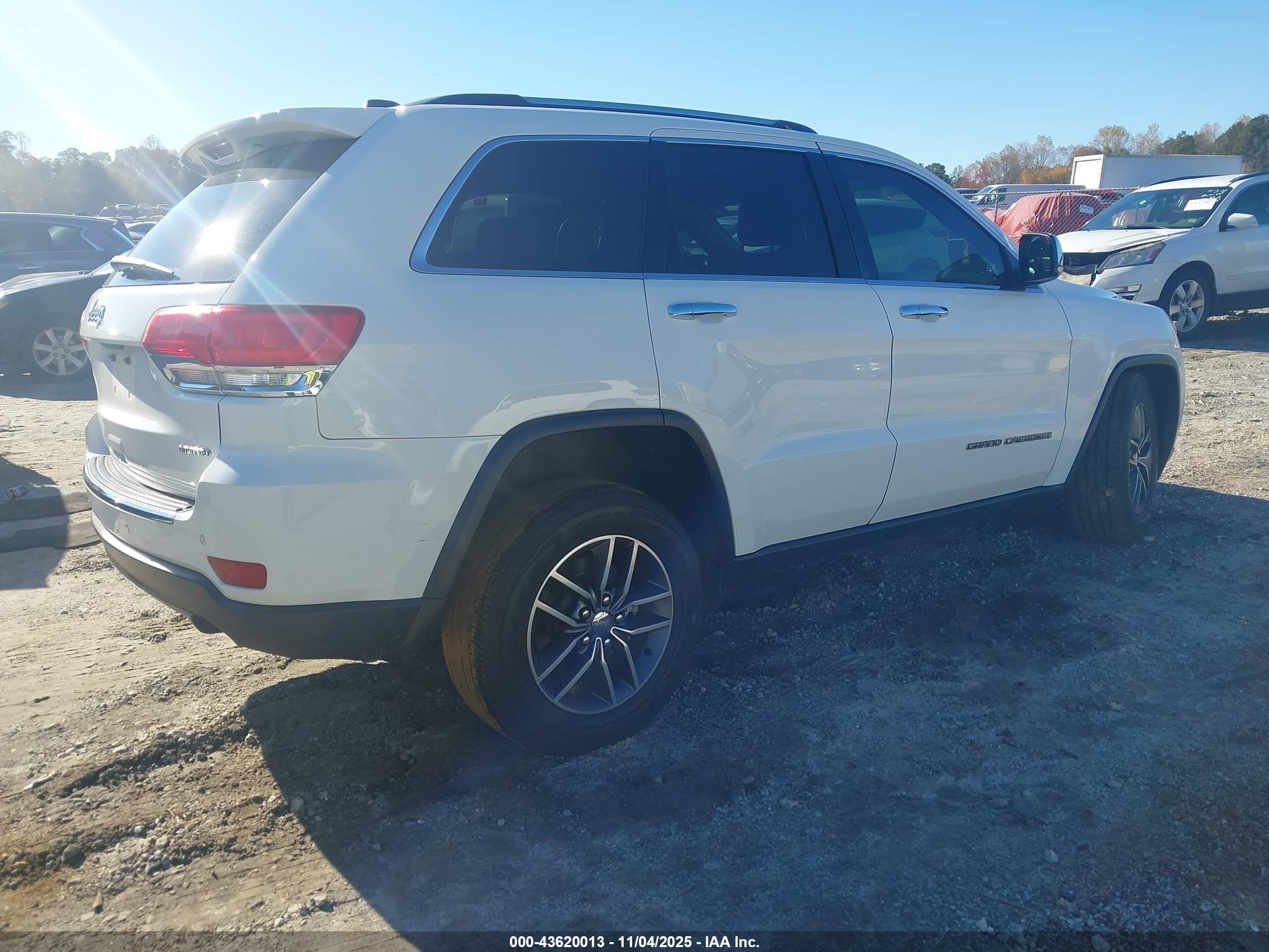 JEEP GRAND image 4