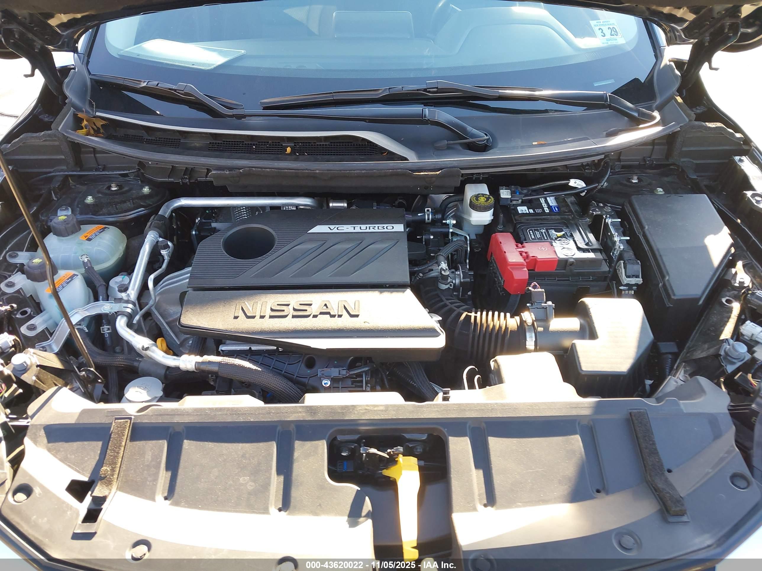 NISSAN ROGUE image 10