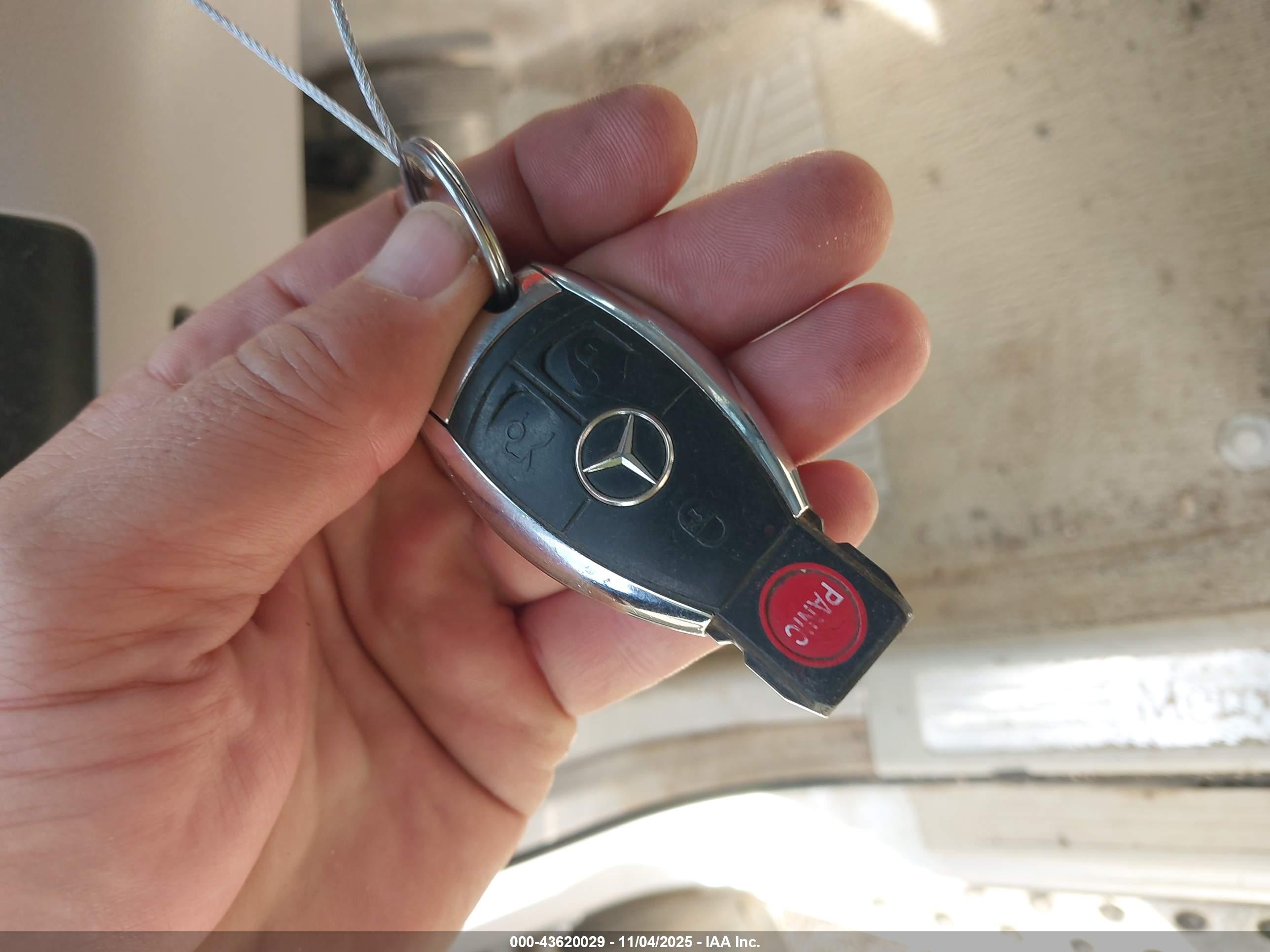 MERCEDES-BENZ GL image 11