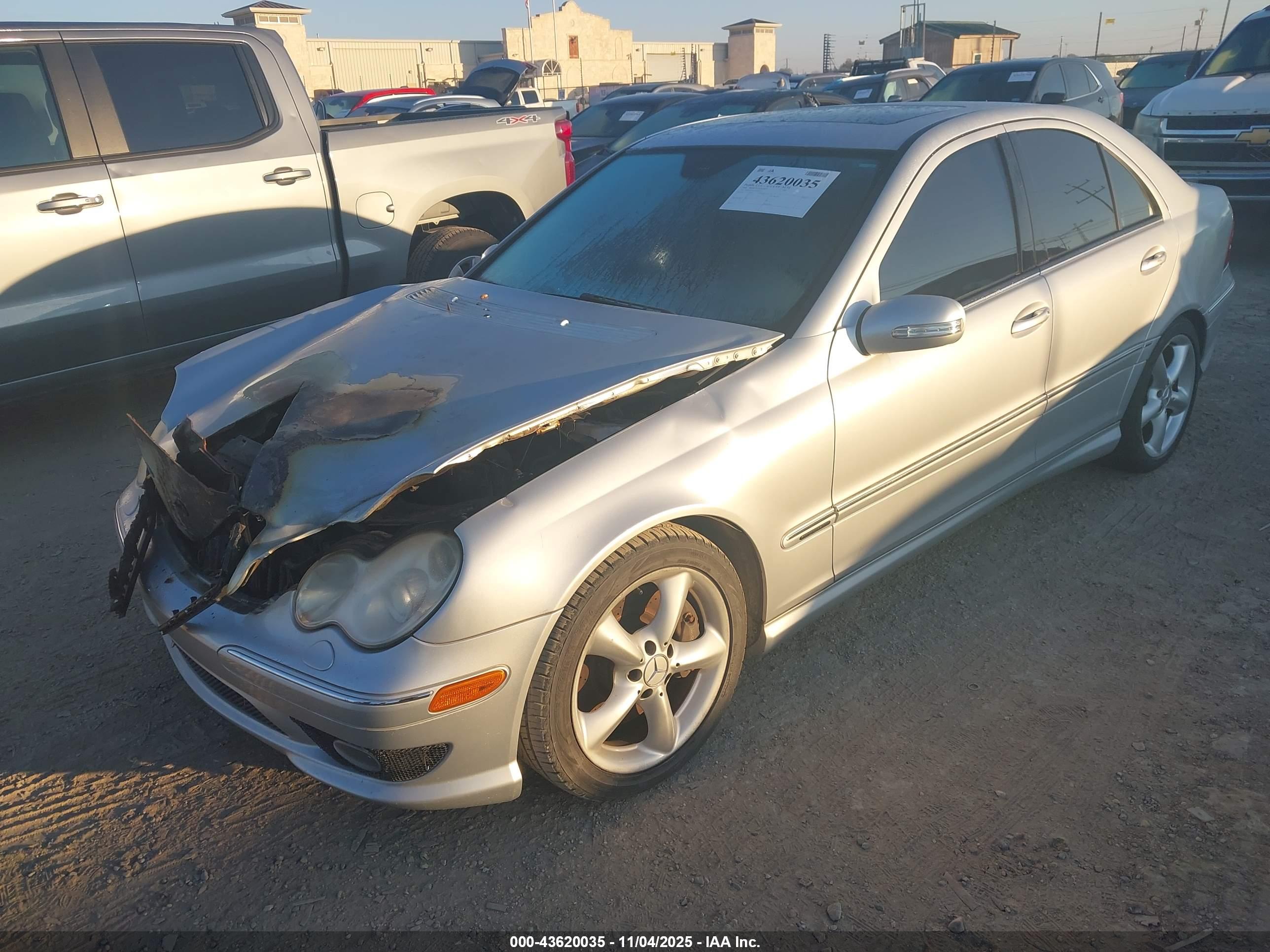 MERCEDES-BENZ C image 2