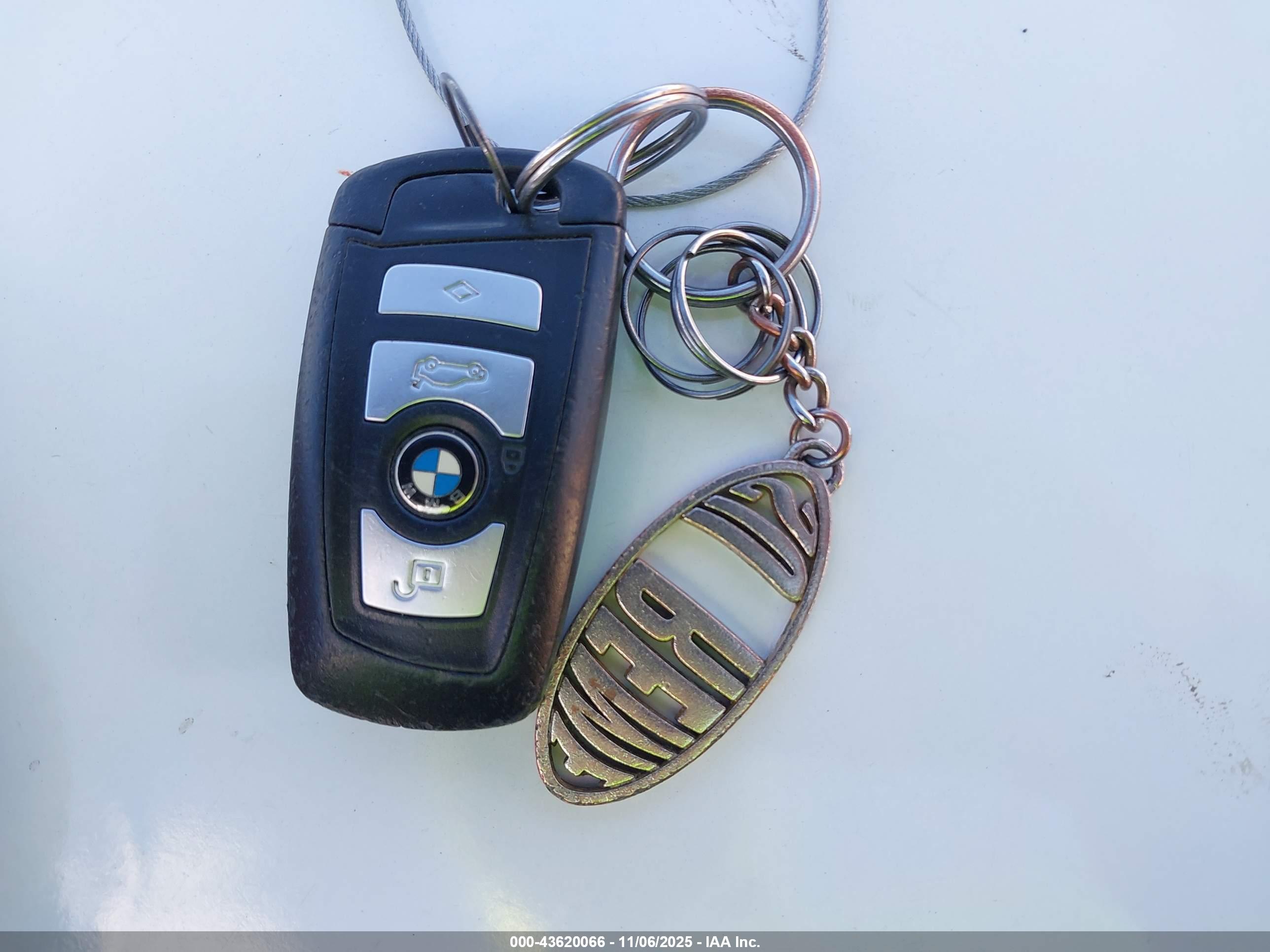 BMW 528I image 11
