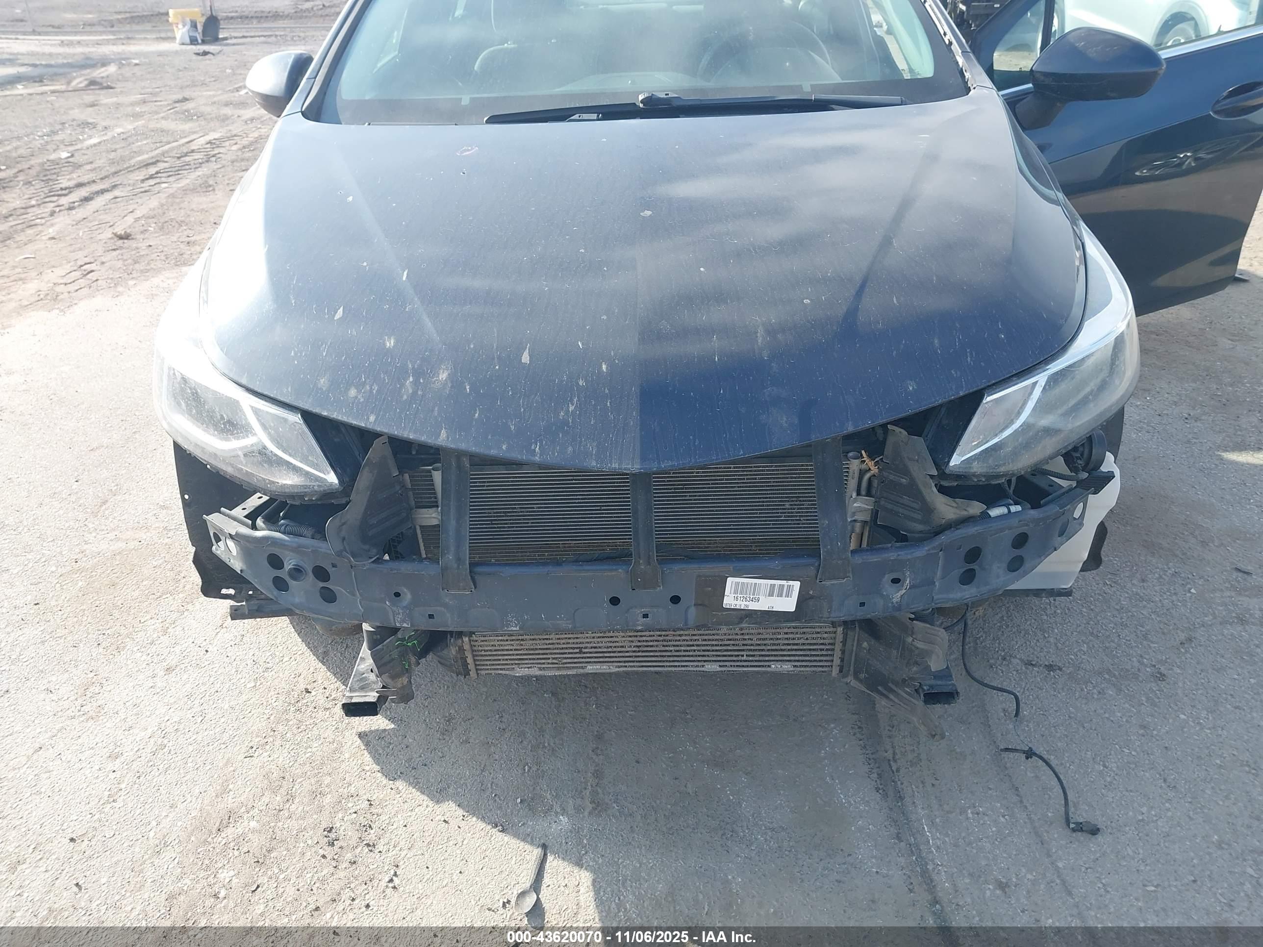 CHEVROLET CRUZE image 6