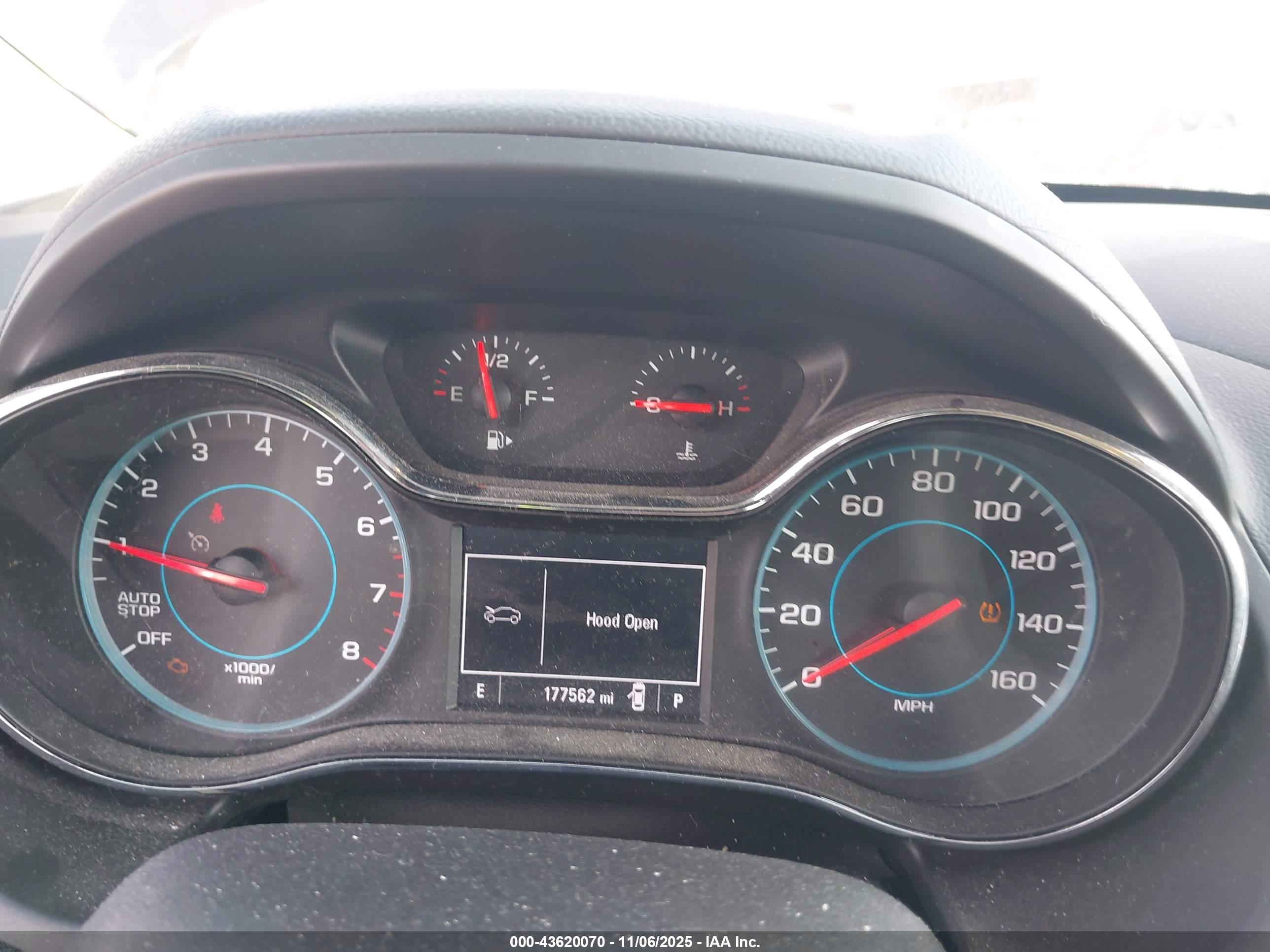 CHEVROLET CRUZE image 7