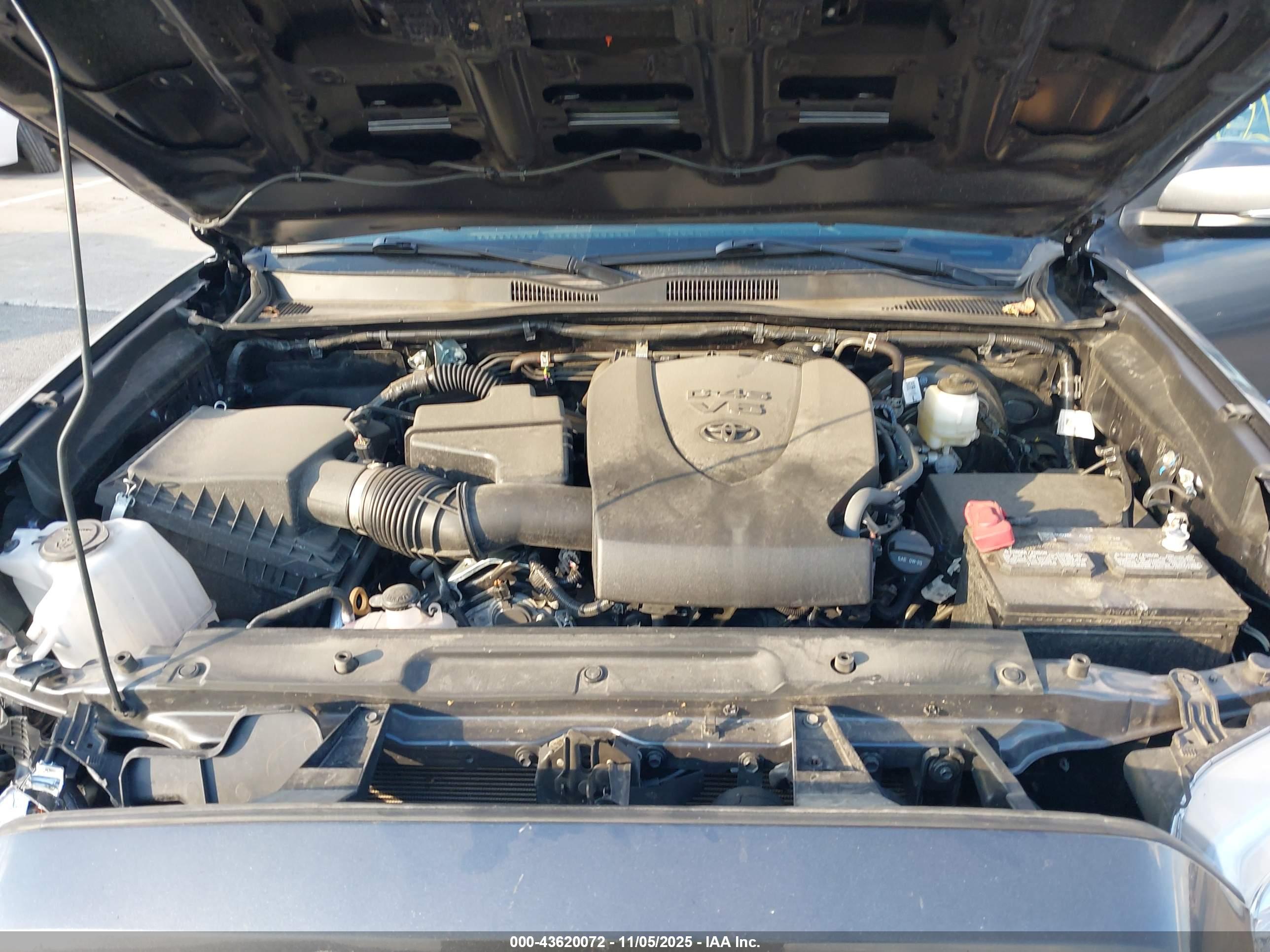 TOYOTA TACOMA image 10