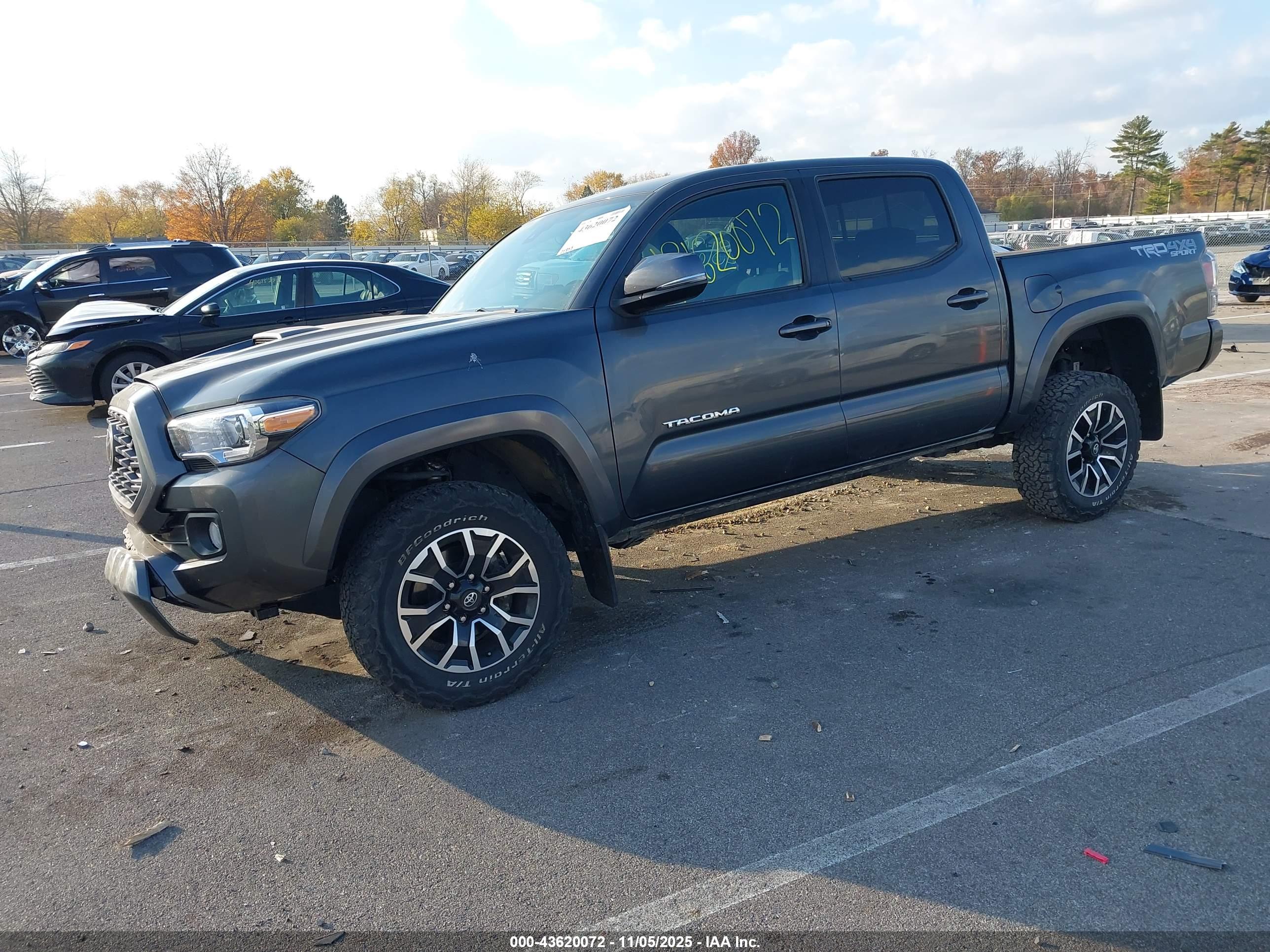 TOYOTA TACOMA image 2