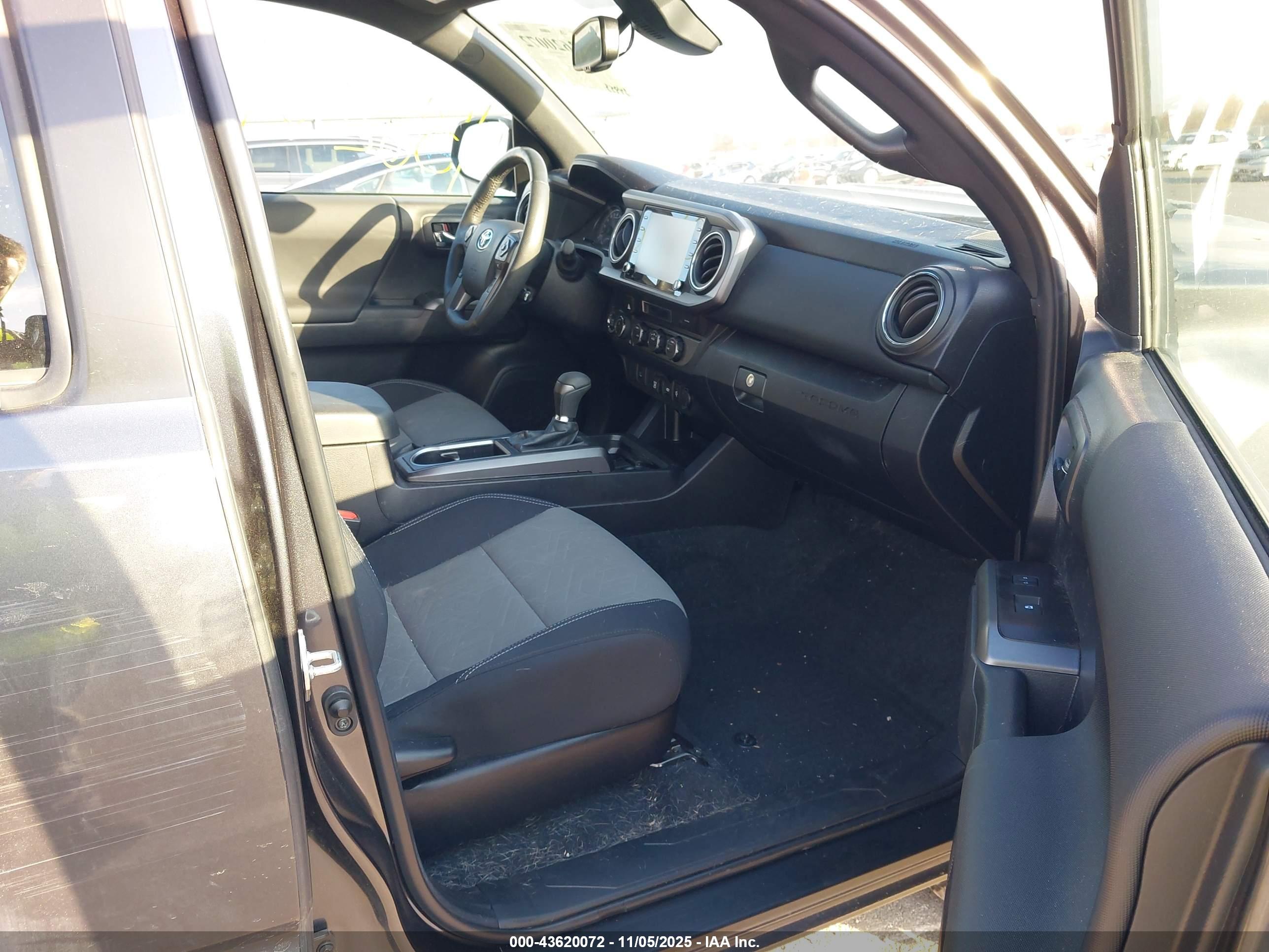 TOYOTA TACOMA image 5