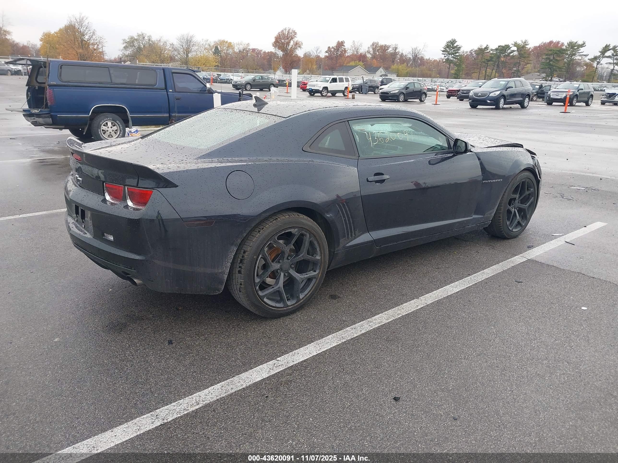 CHEVROLET CAMARO image 4
