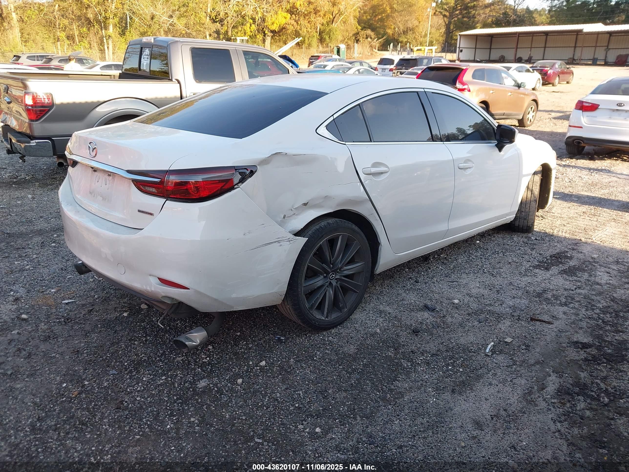 MAZDA MAZDA6 image 4