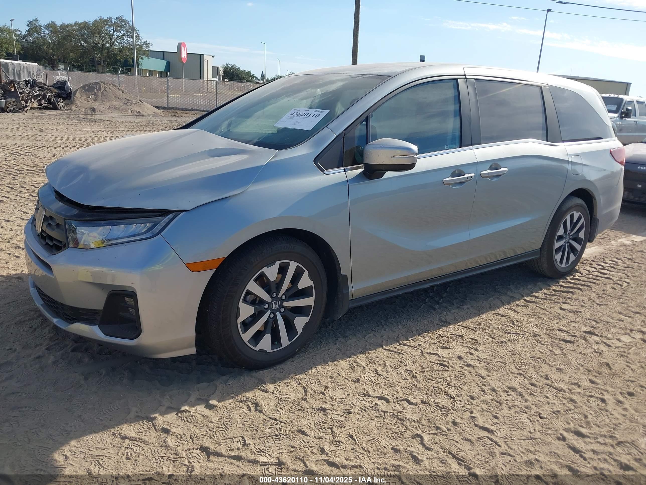 HONDA ODYSSEY image 2