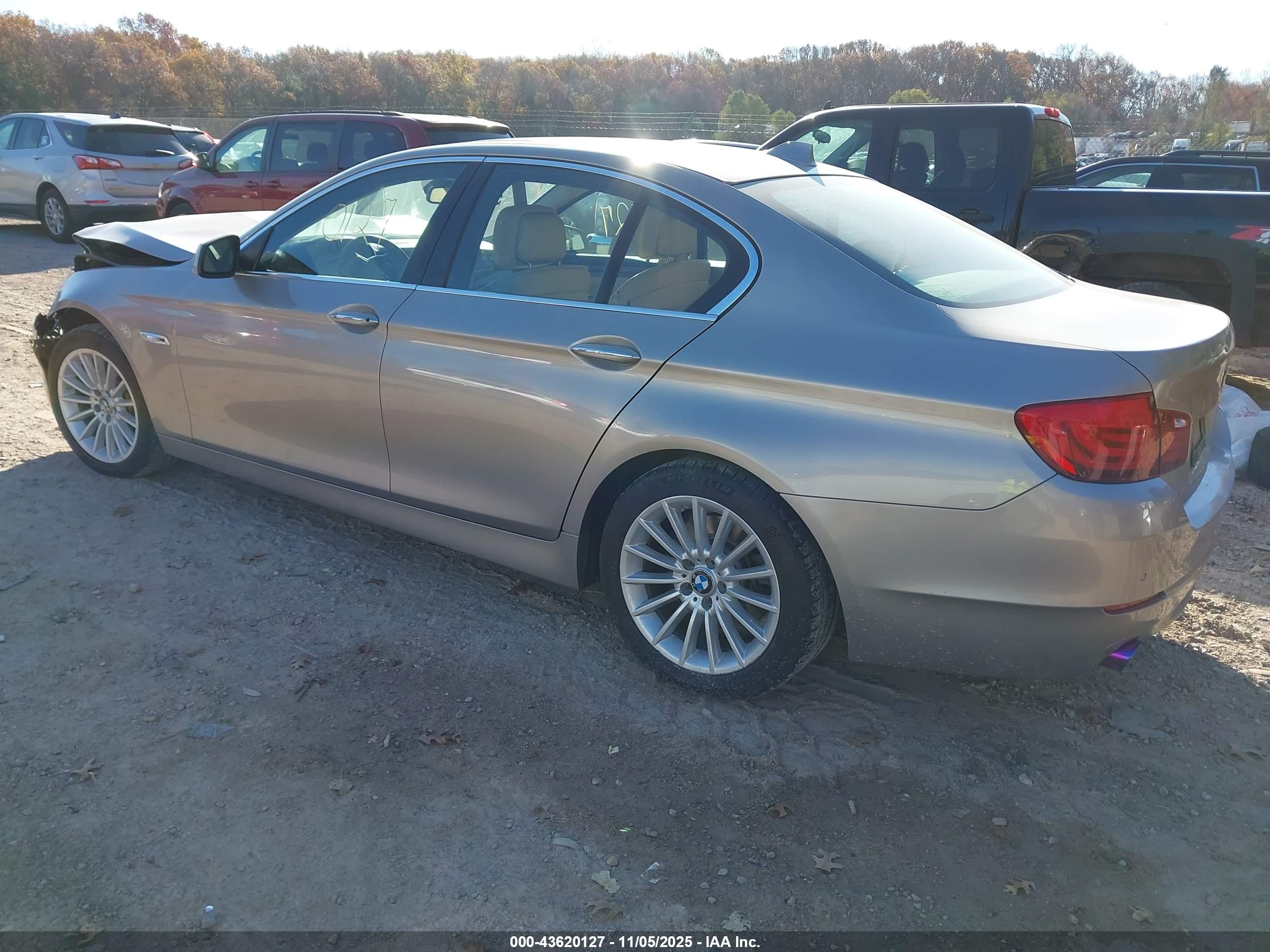 BMW 535I image 3