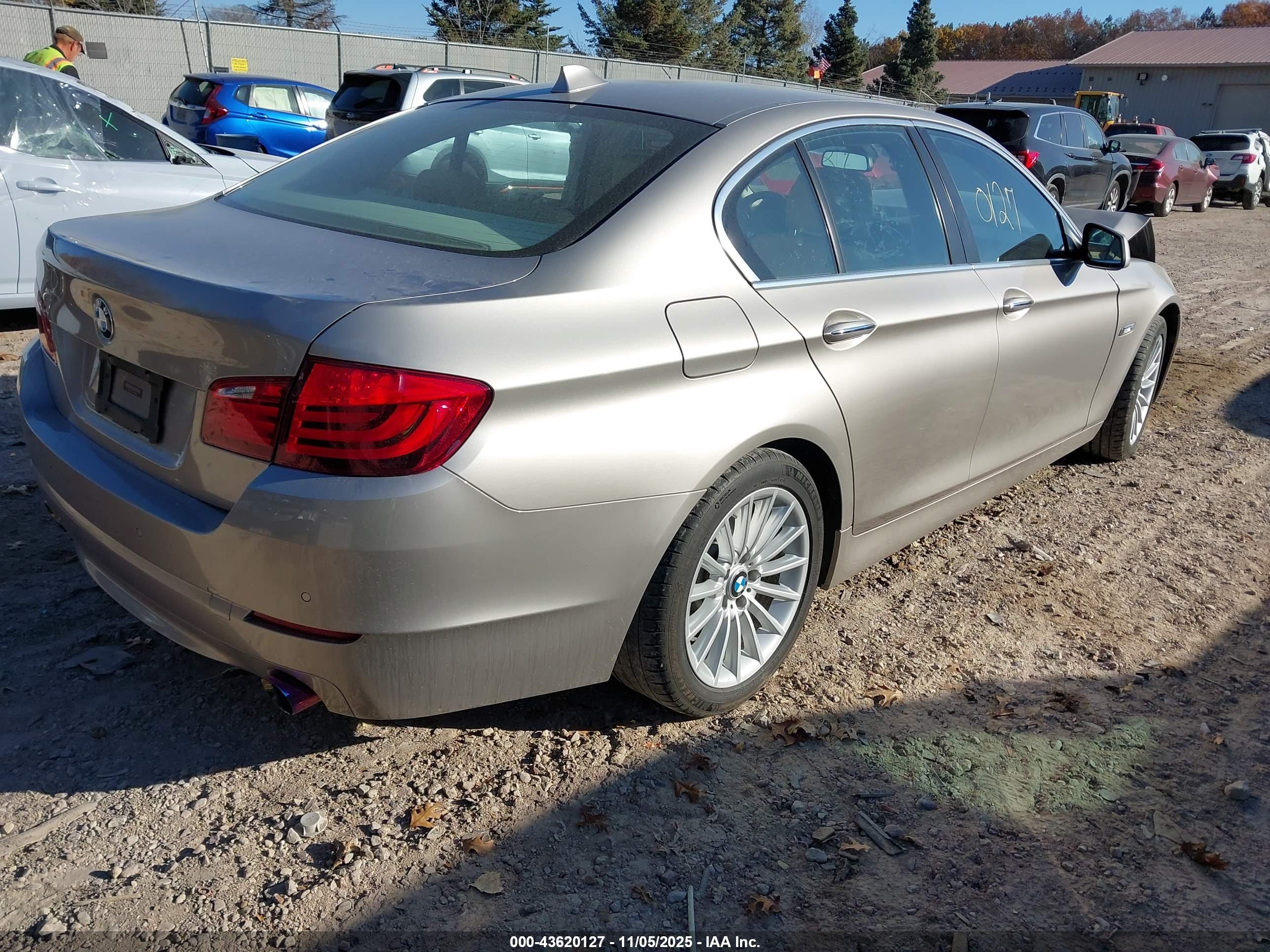 BMW 535I image 4