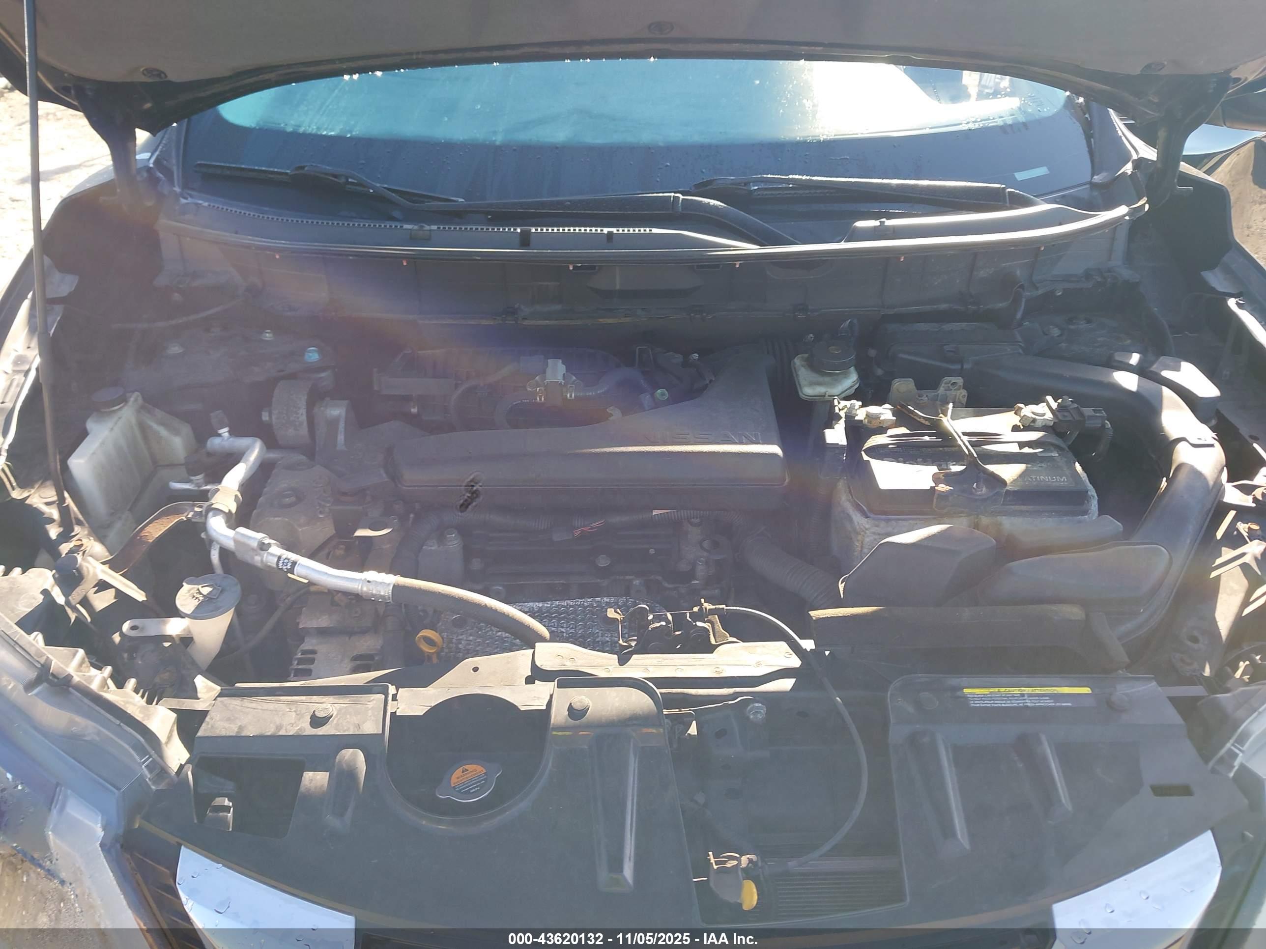 NISSAN ROGUE image 10