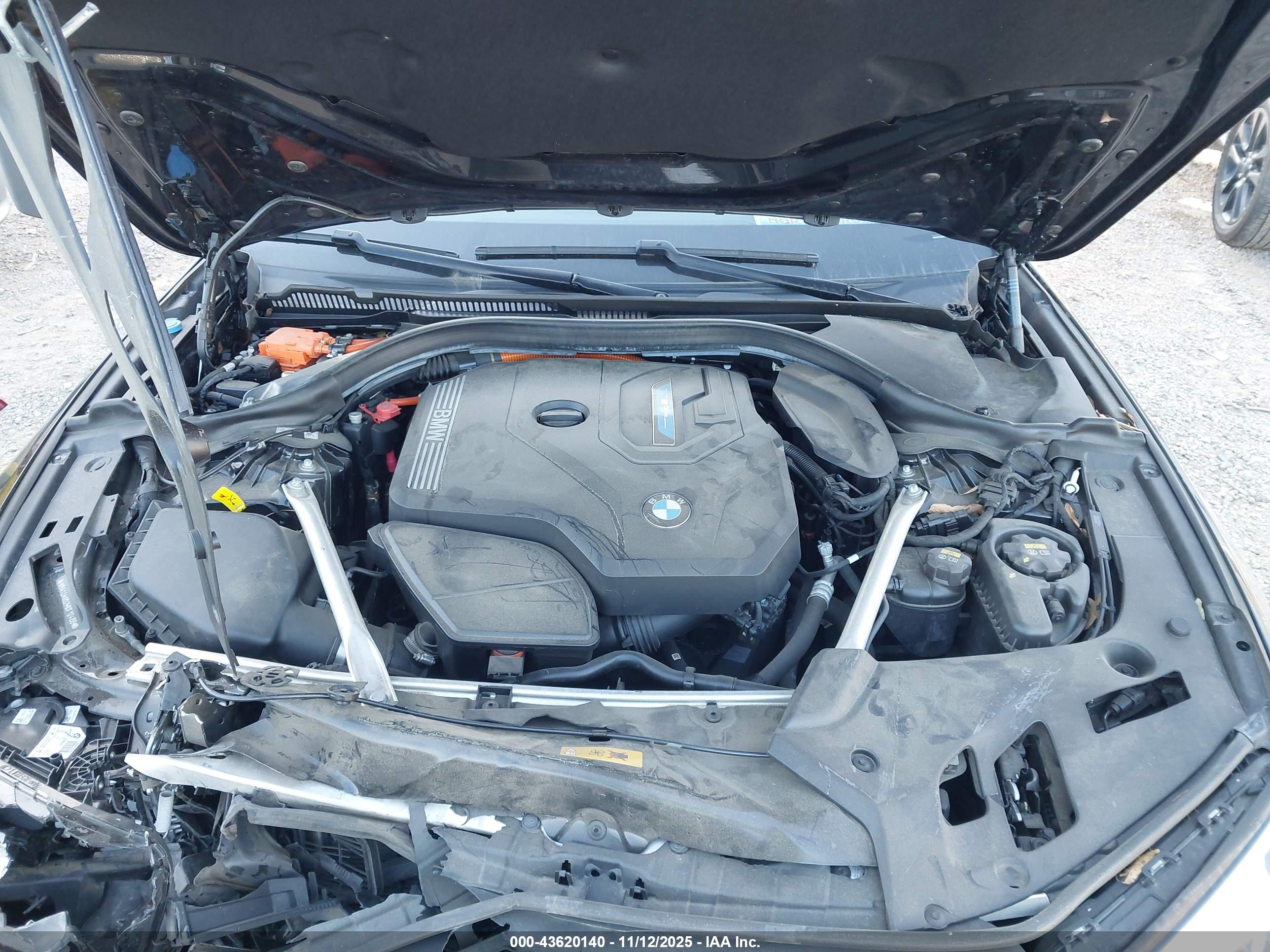 BMW 530E image 10