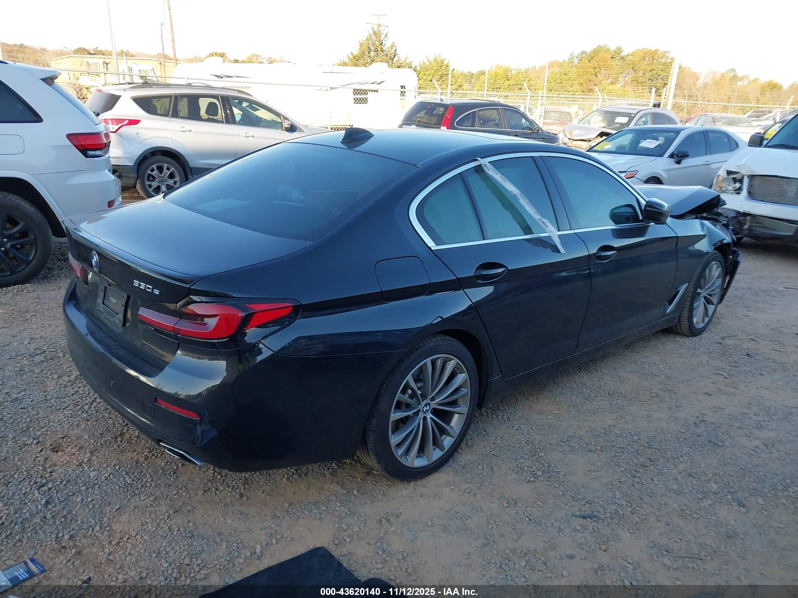 BMW 530E image 4