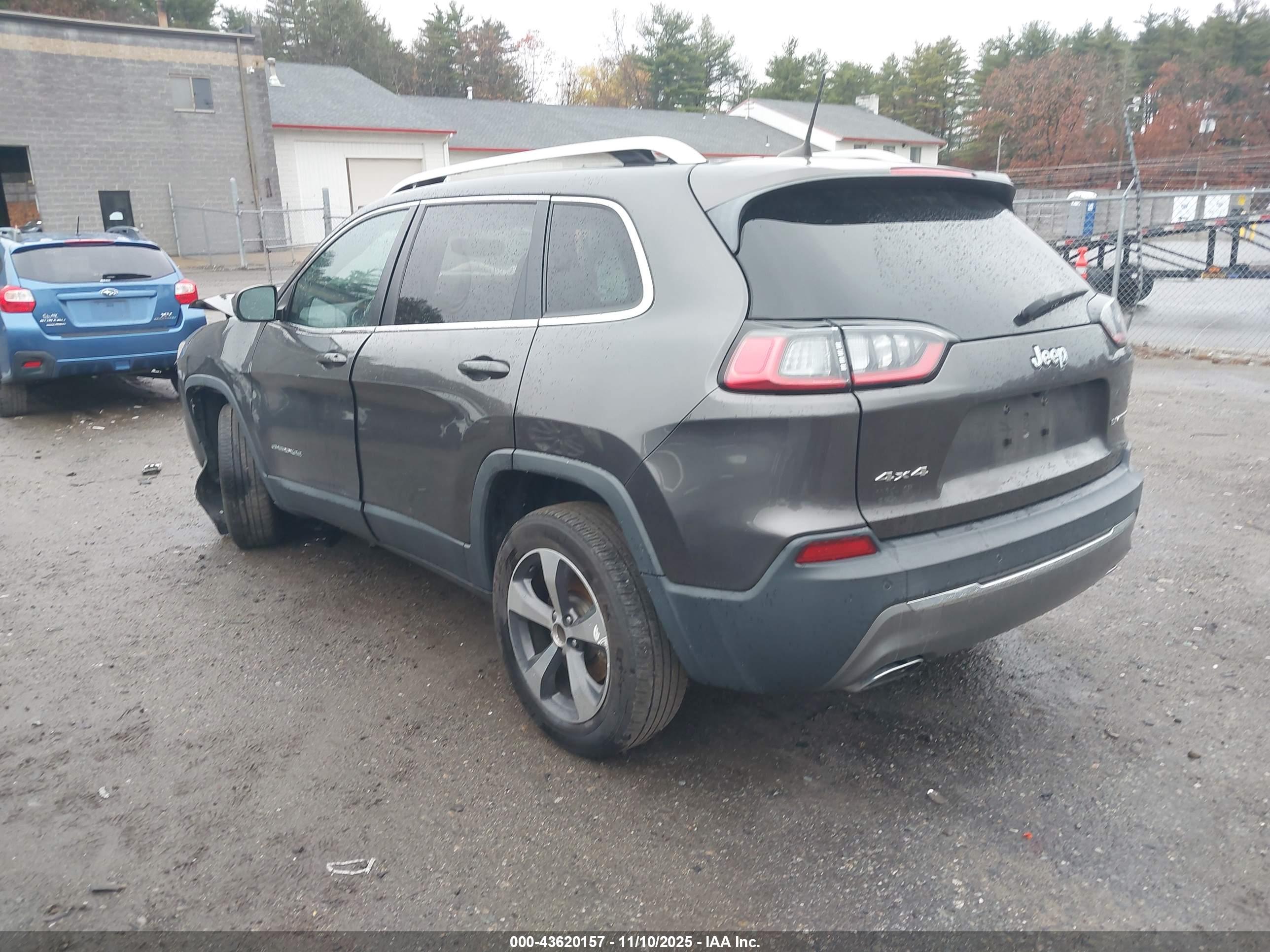 JEEP CHEROKEE image 3